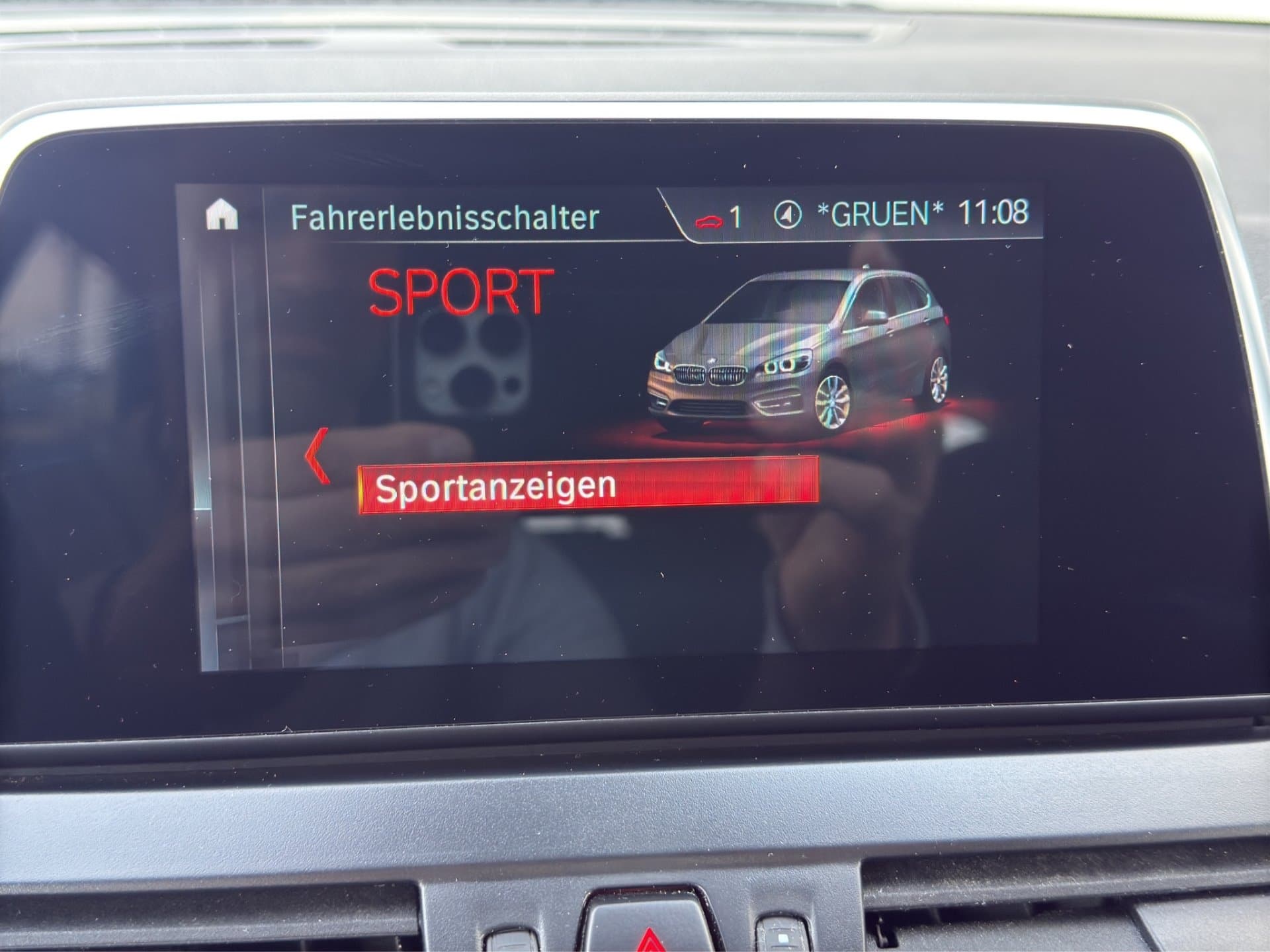 BMW 225xe - Thumbnail 22
