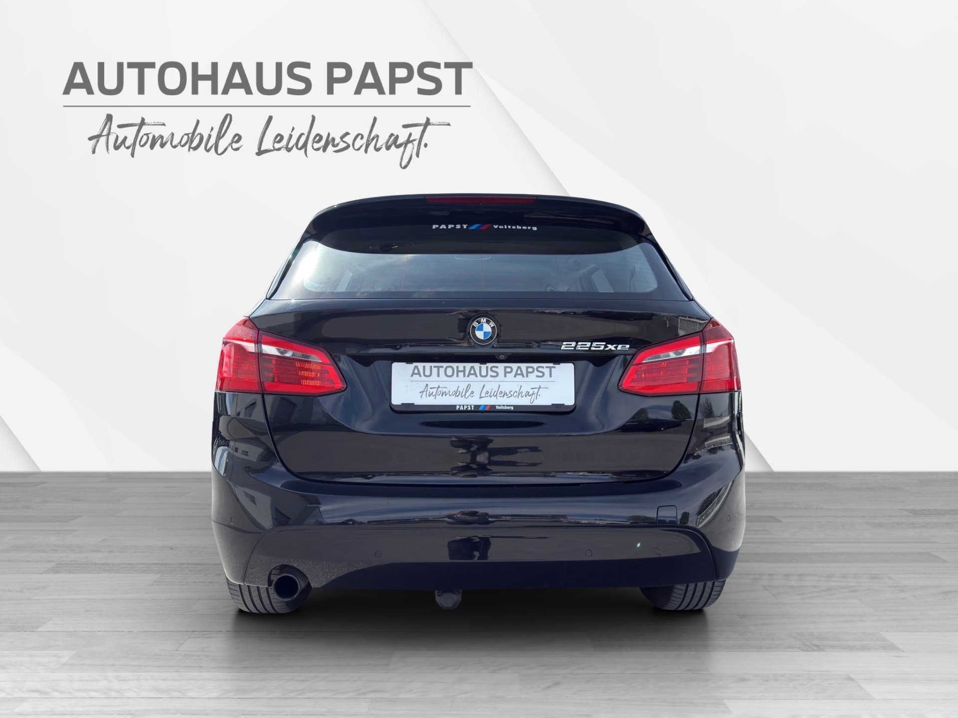 BMW 225xe - Thumbnail 4