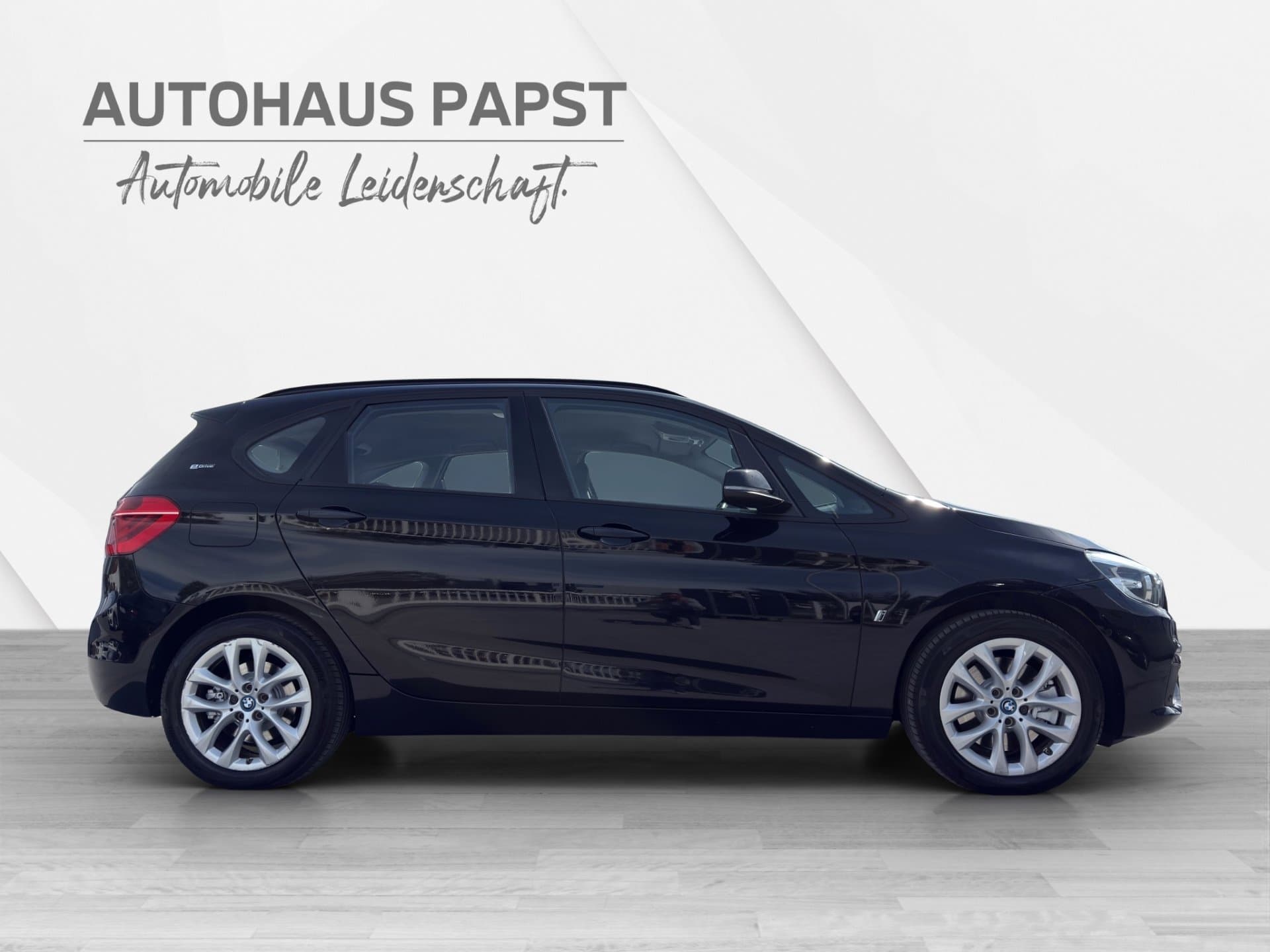 BMW 225xe - Thumbnail 6