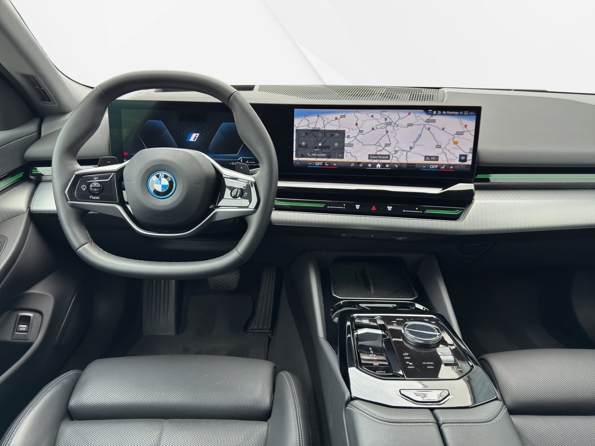 BMW 530e xDrive - Thumbnail 13