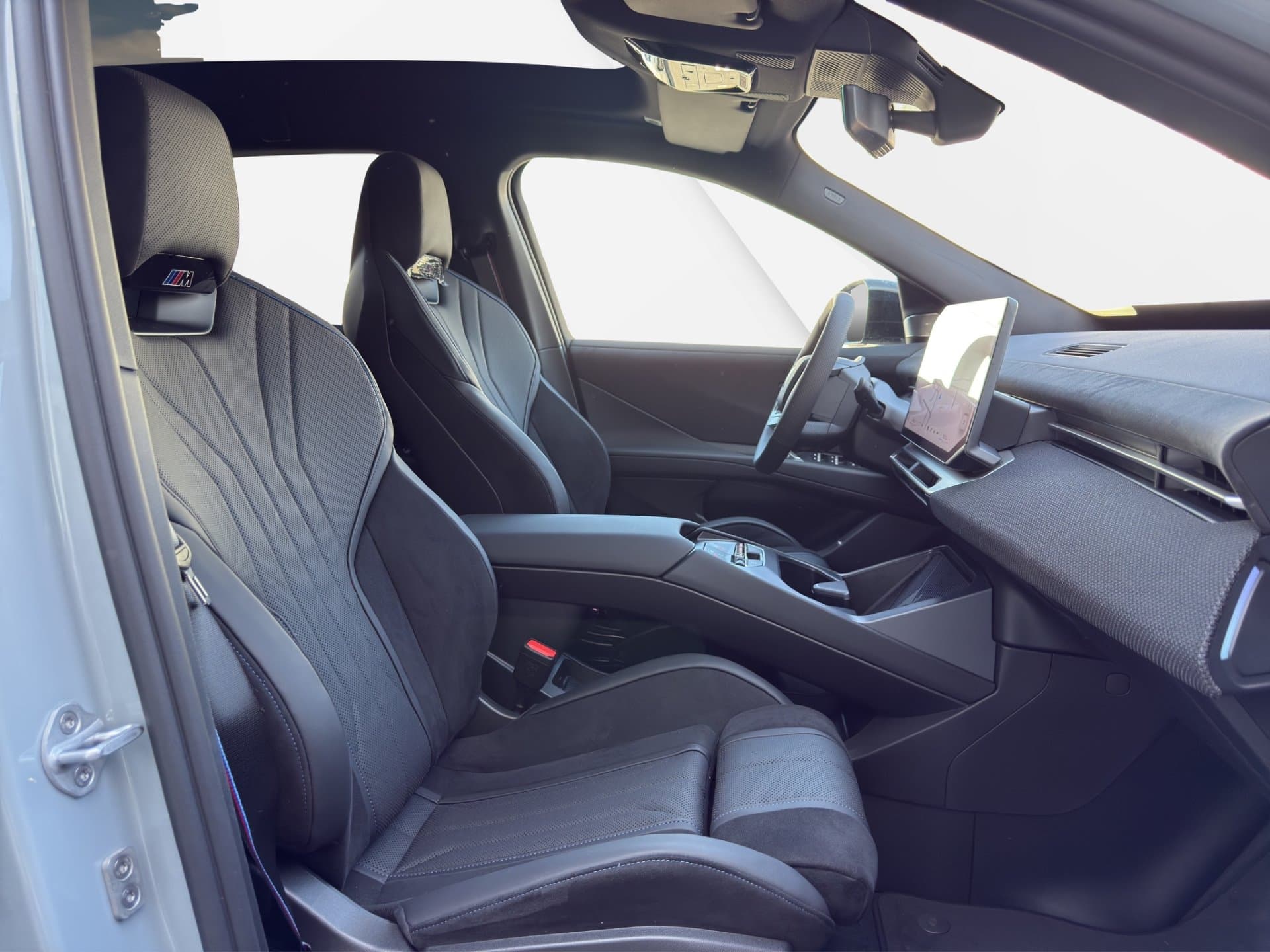 BMW iX3 50 xDrive - Thumbnail 16