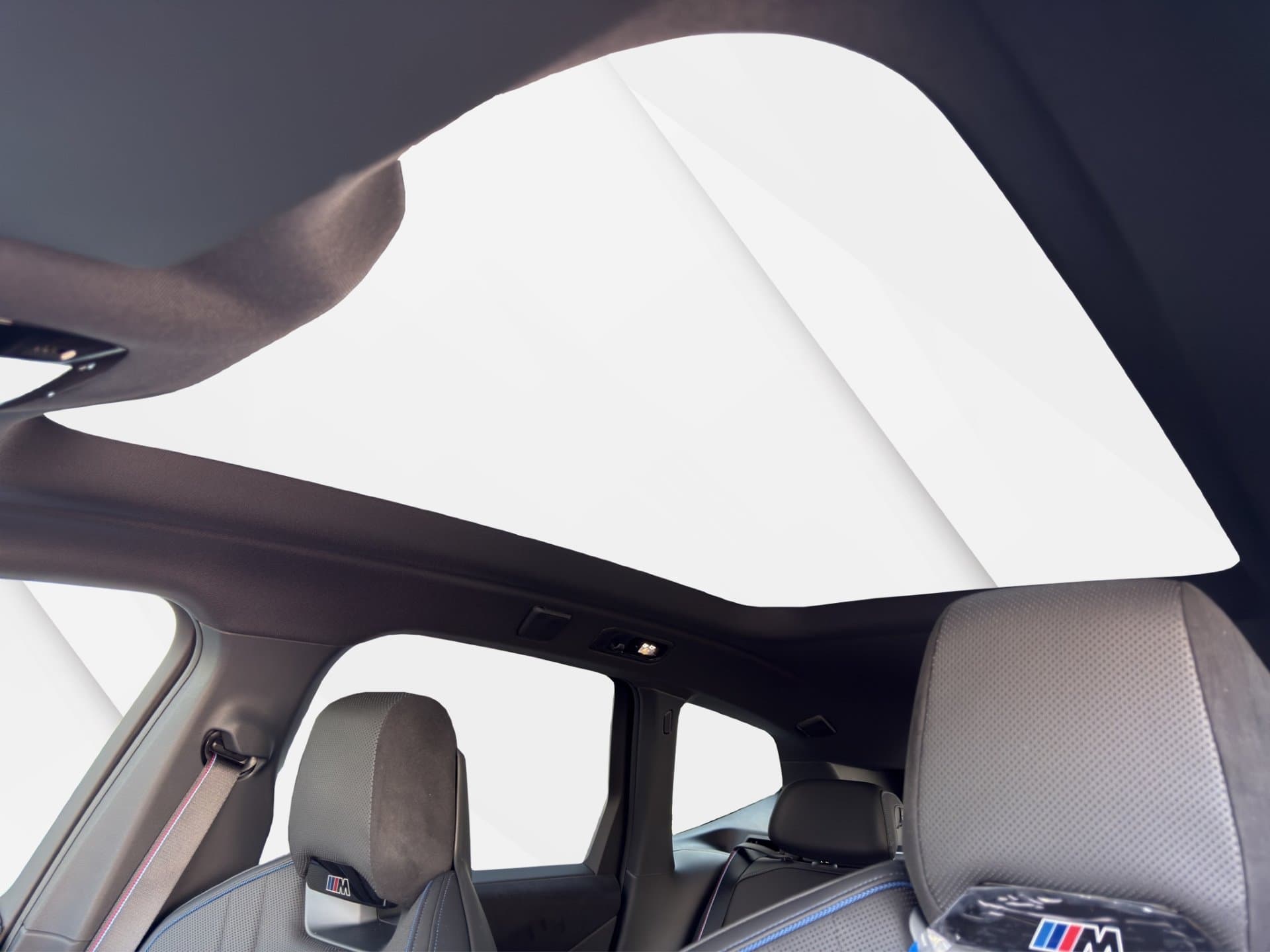 BMW iX3 50 xDrive - Thumbnail 21
