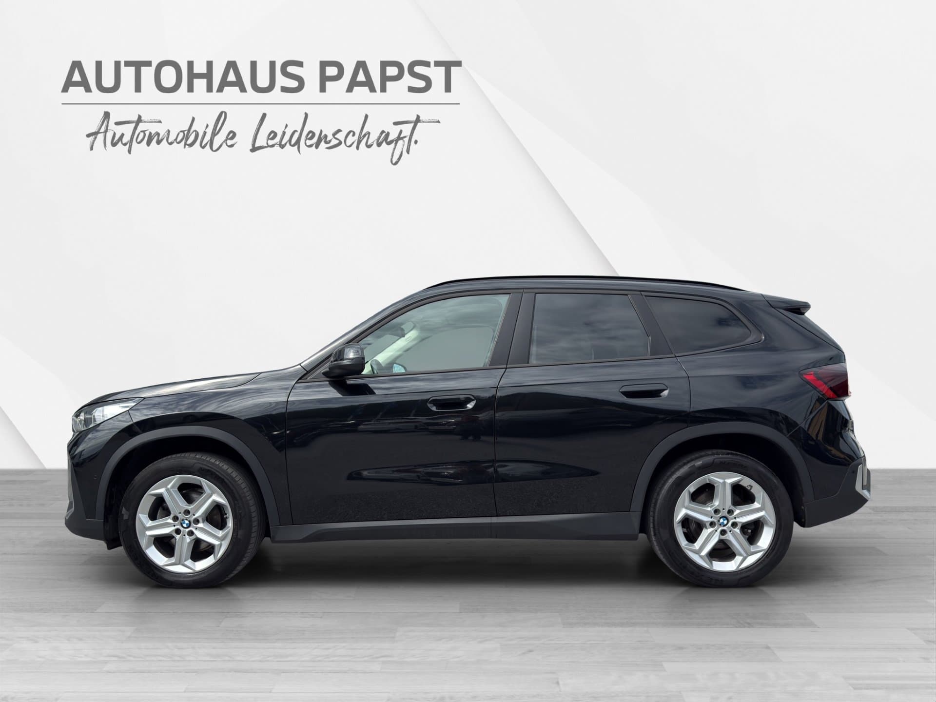 BMW X1 xDrive20d - Thumbnail 2