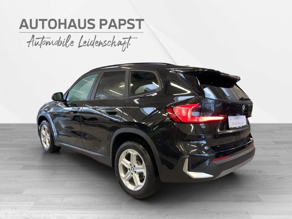 BMW X1 xDrive20d - Thumbnail 3