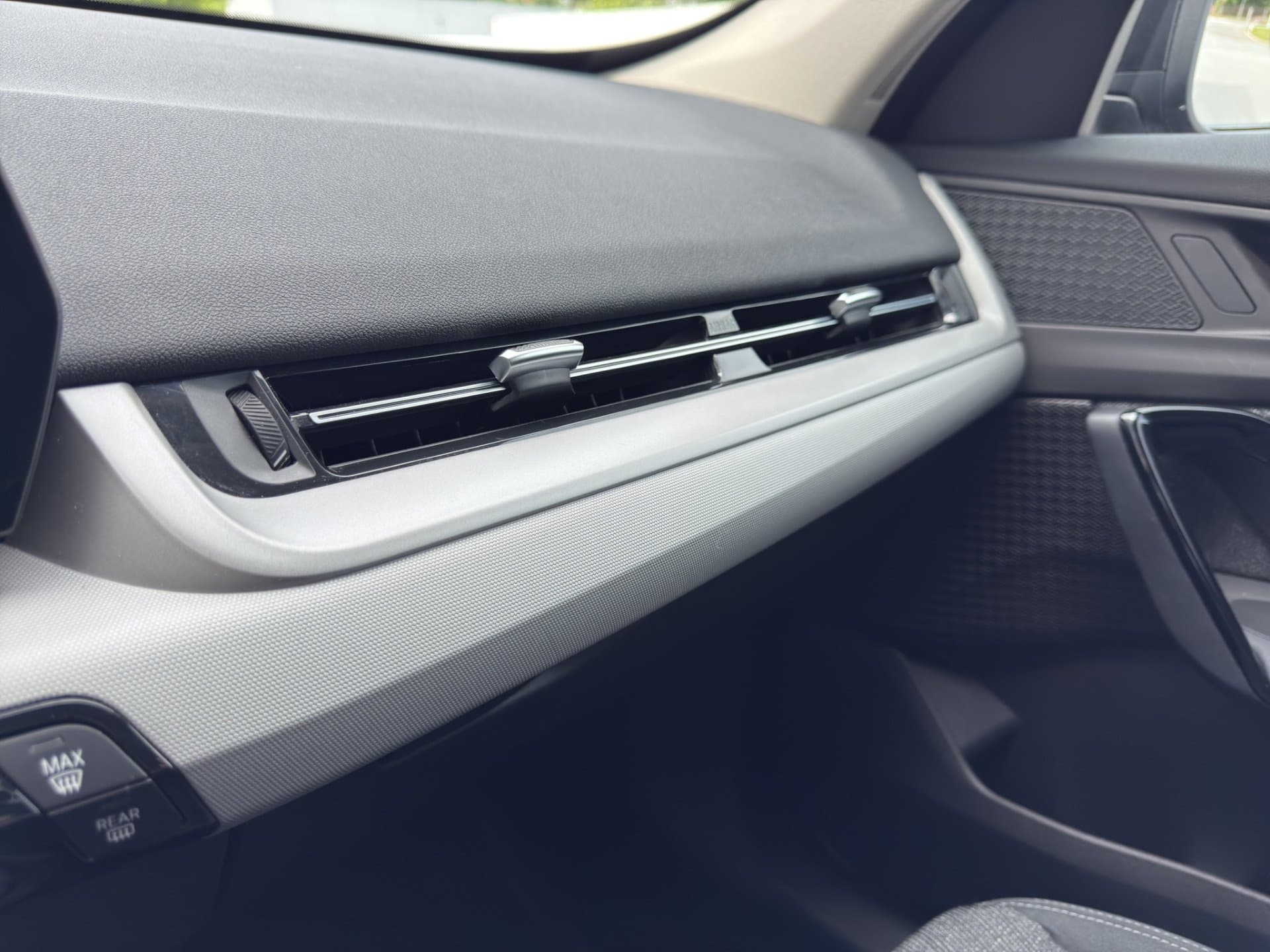 BMW X1 xDrive20d - Thumbnail 38