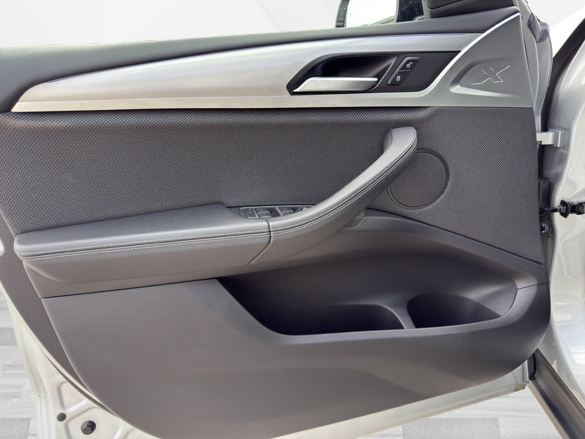 BMW X3 xDrive20d - Thumbnail 16