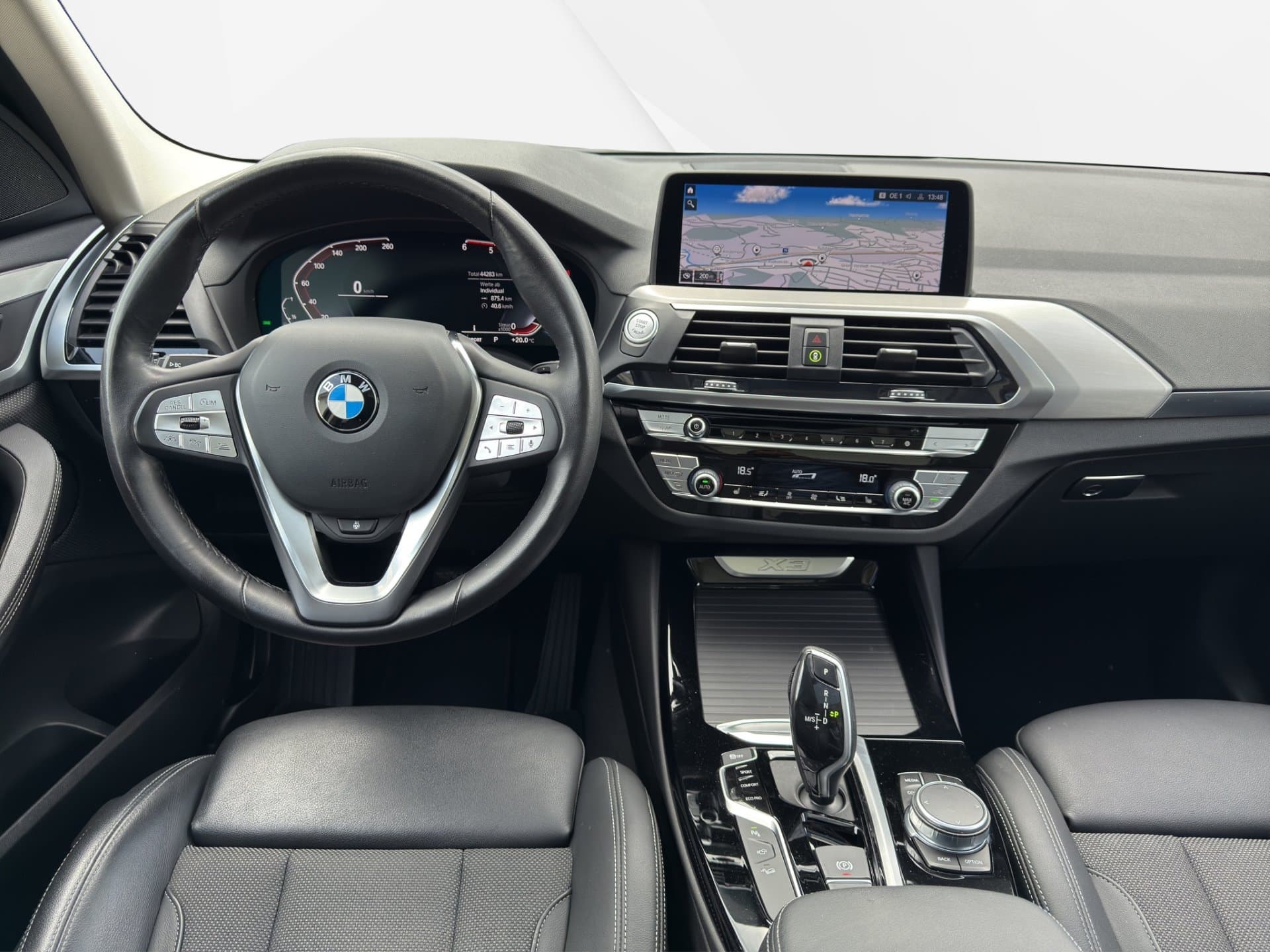 BMW X3 xDrive20d - Thumbnail 18