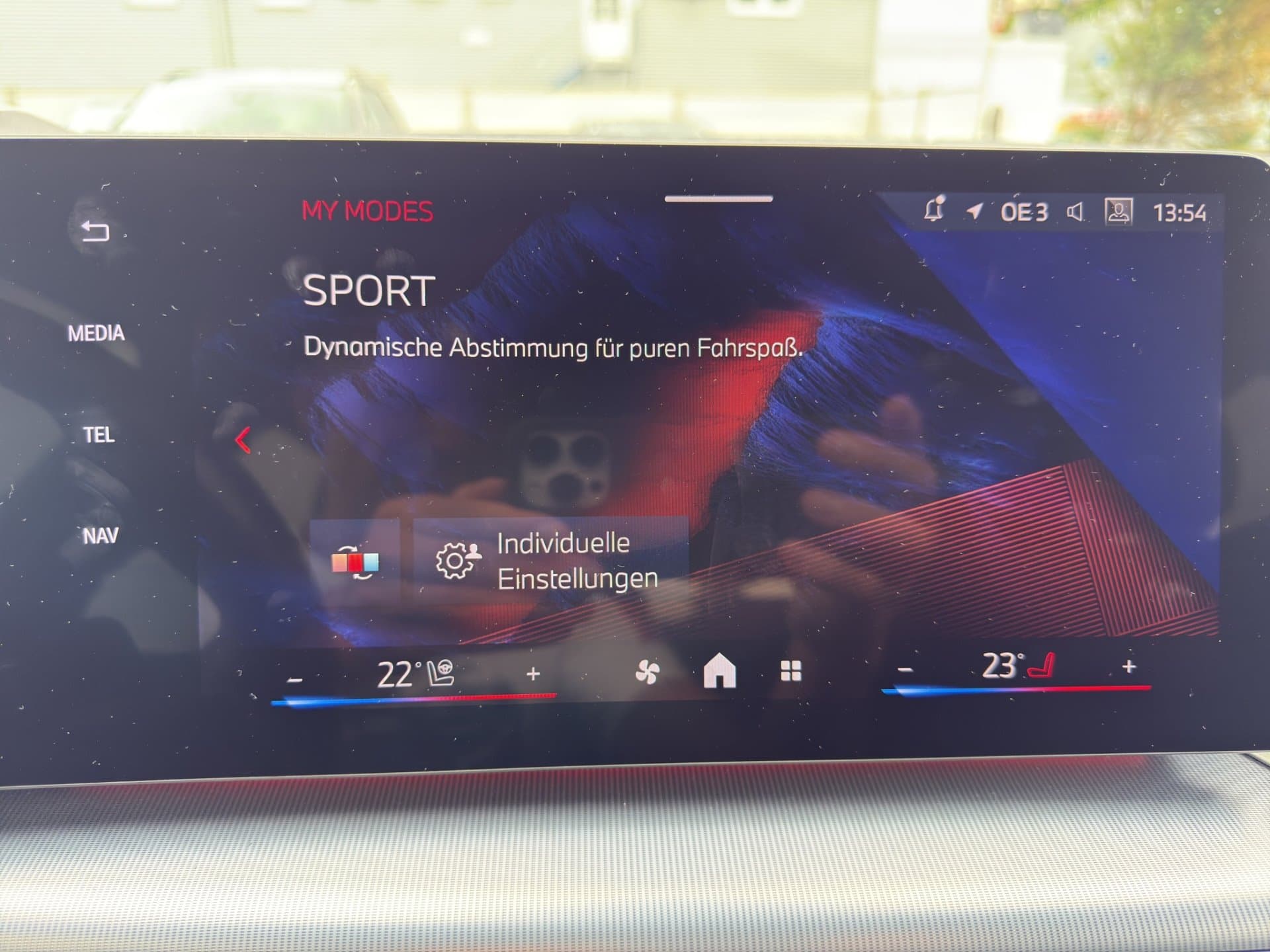 BMW 218d - Thumbnail 27