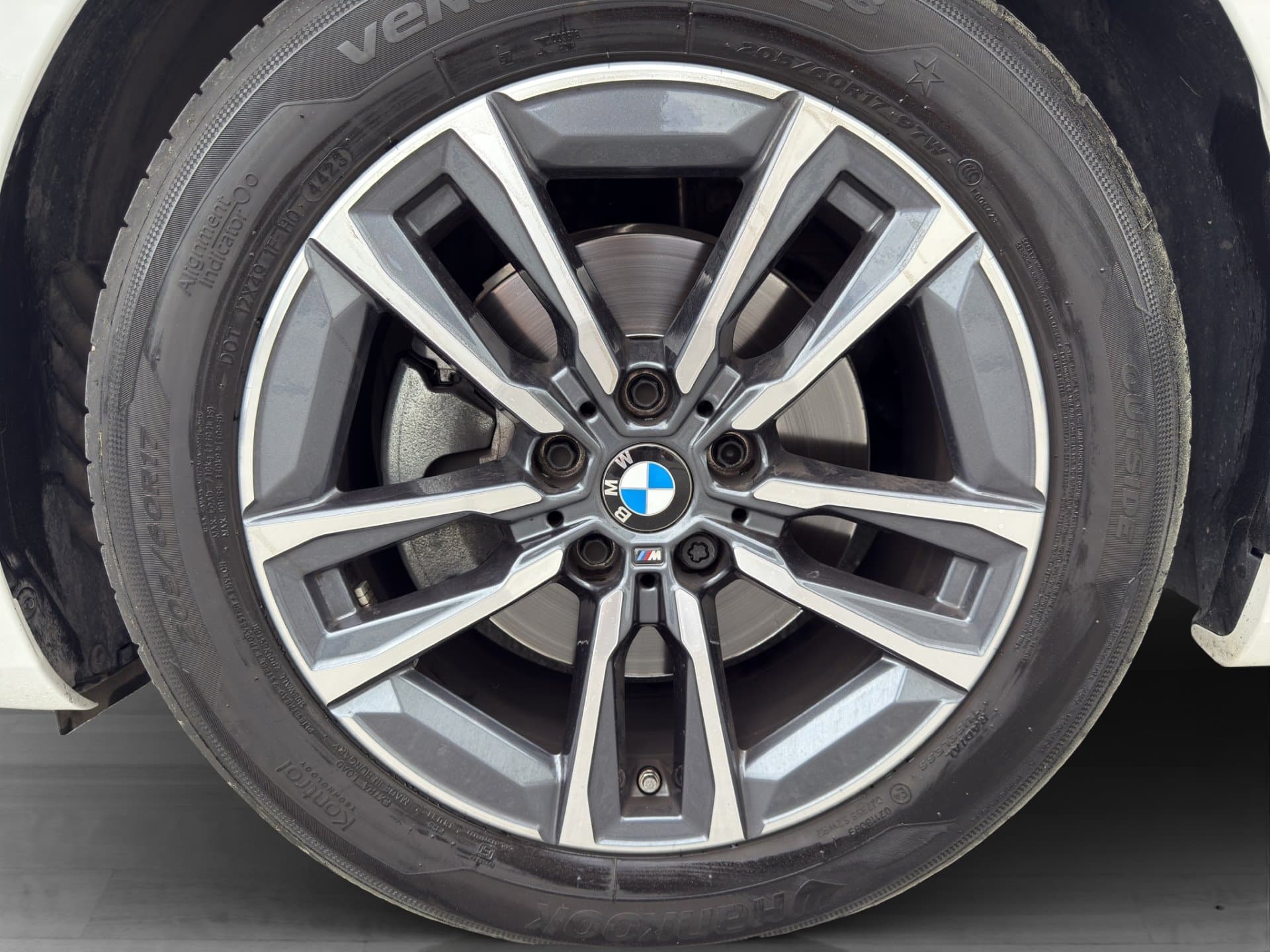 BMW 218d - Thumbnail 36