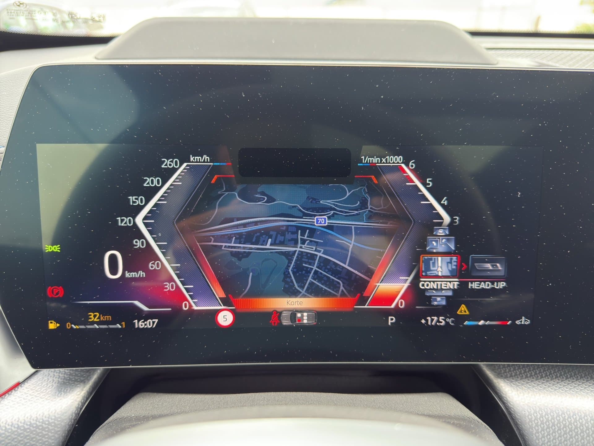 BMW X1 xDrive20d - Thumbnail 22