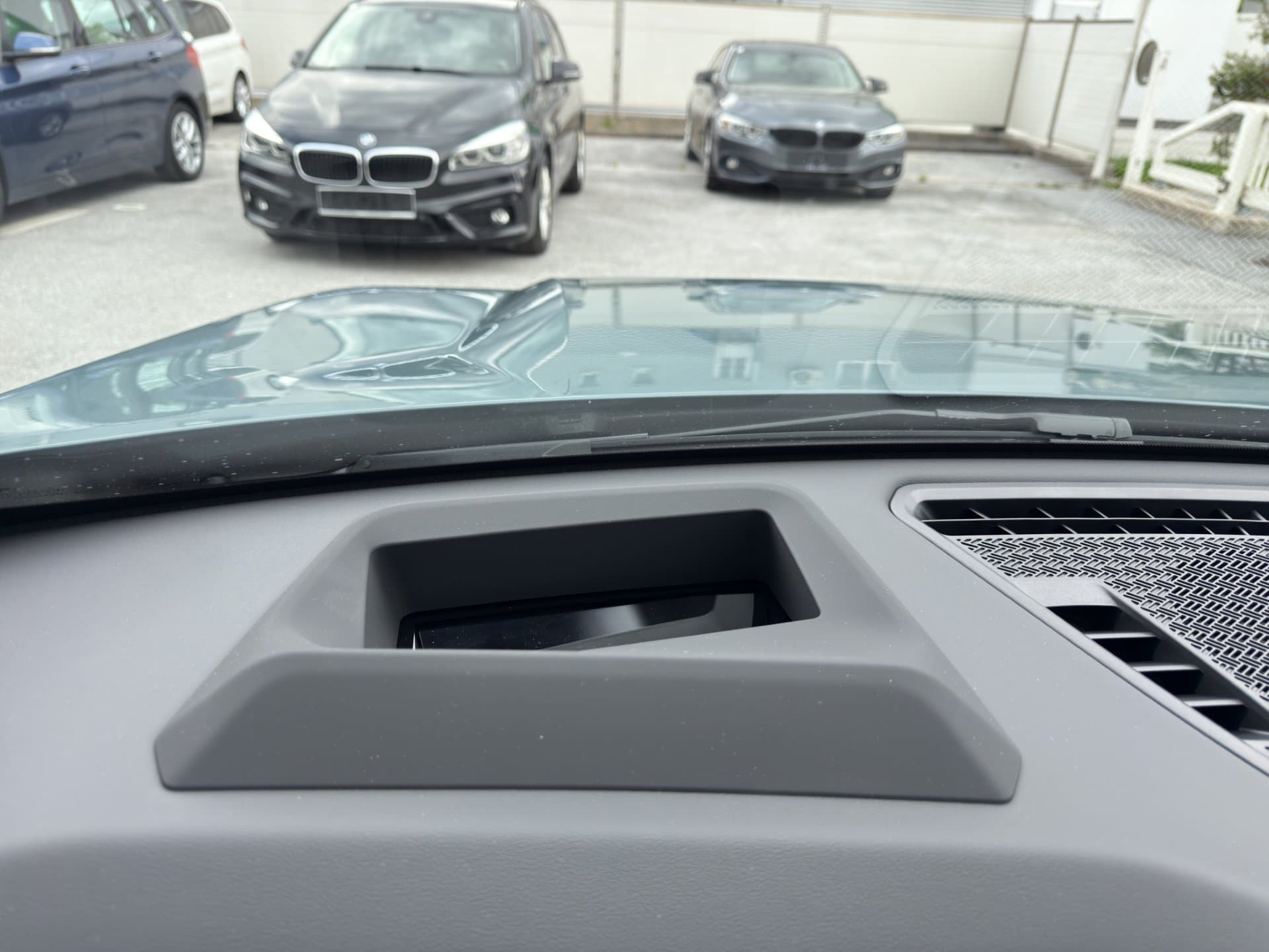 BMW X1 xDrive20d - Thumbnail 27