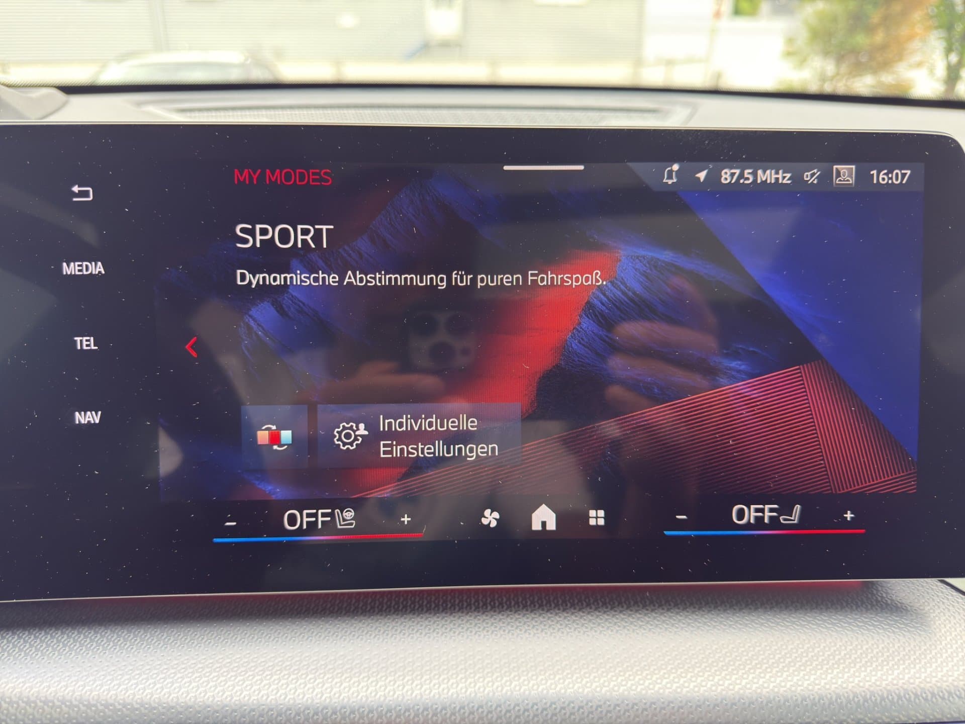 BMW X1 xDrive20d - Thumbnail 34