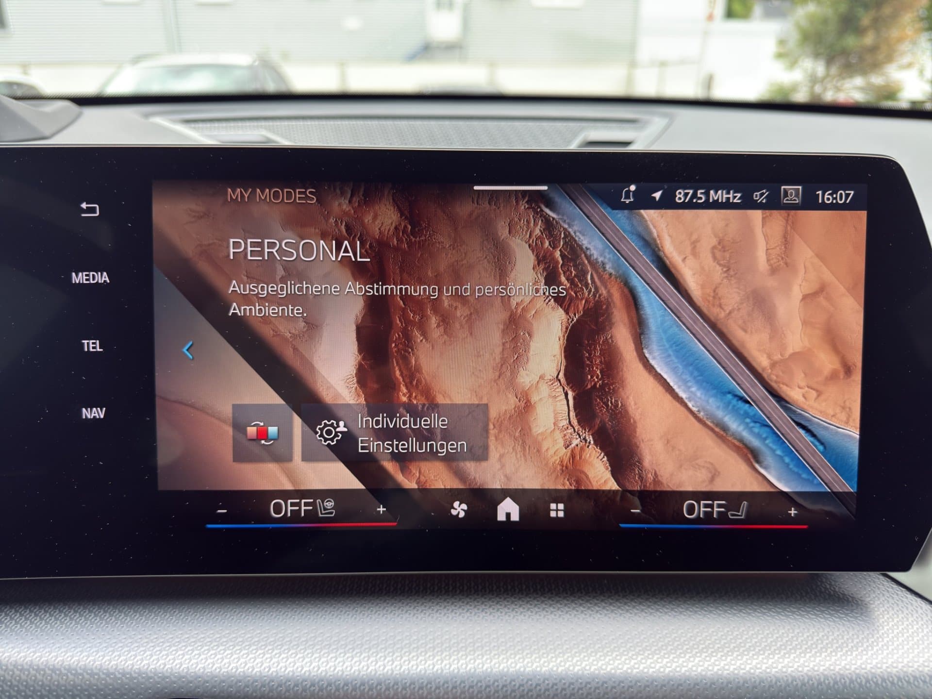 BMW X1 xDrive20d - Thumbnail 35