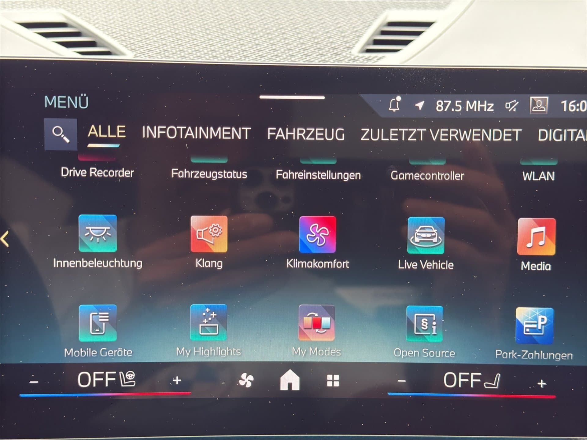BMW X1 xDrive20d - Thumbnail 39
