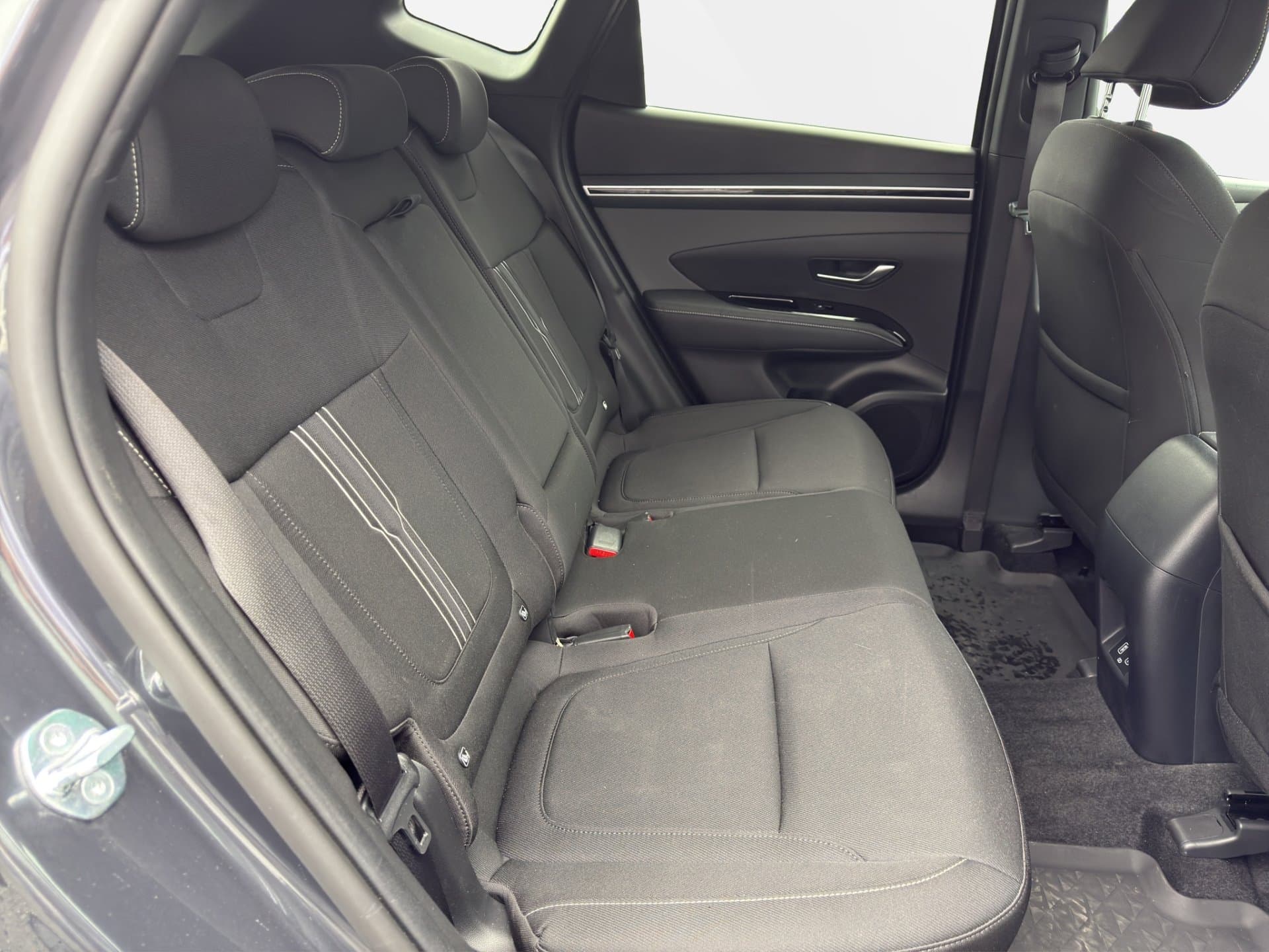 Hyundai Tucson 1,6 CRDI 4WD 48V Trend Line Plus DCT - Thumbnail 12