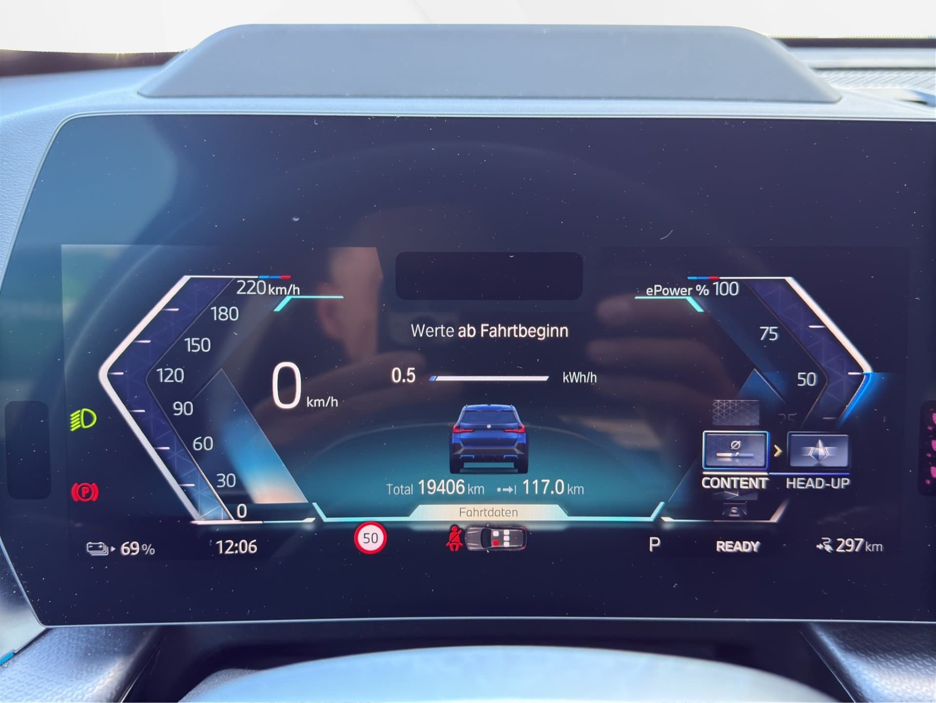 BMW iX1 xDrive30 - Thumbnail 19