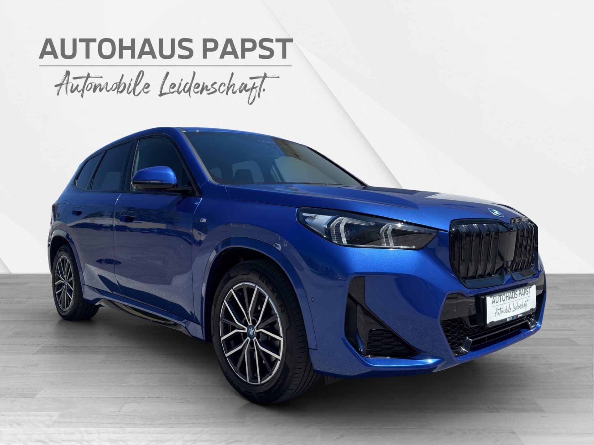 BMW iX1 xDrive30 - Thumbnail 7