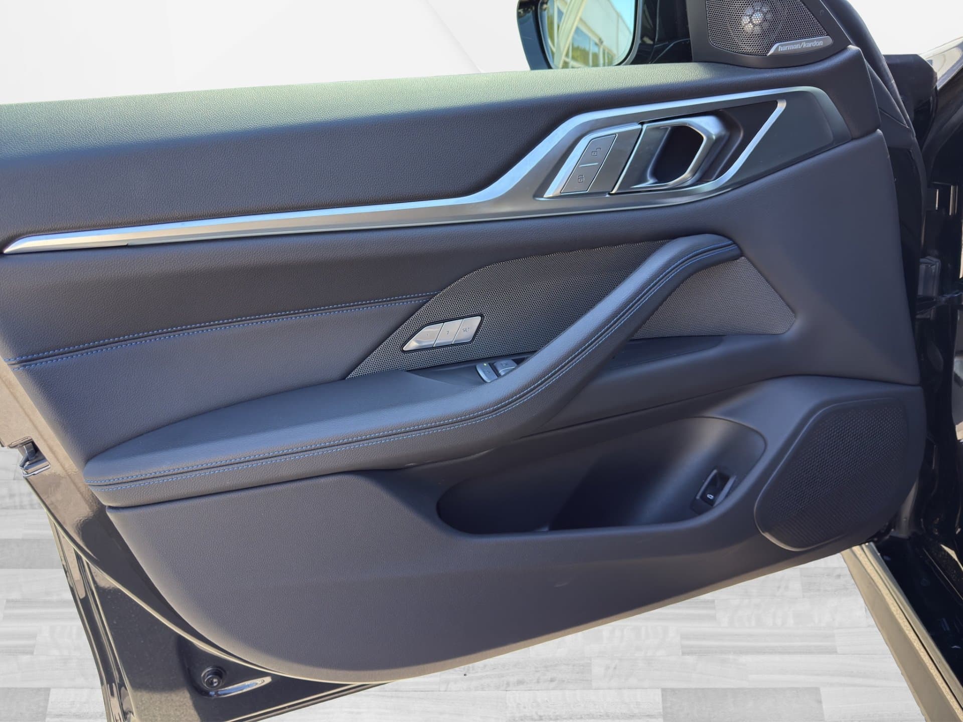 BMW i4 Gran Coupe xDrive M50 - Thumbnail 13
