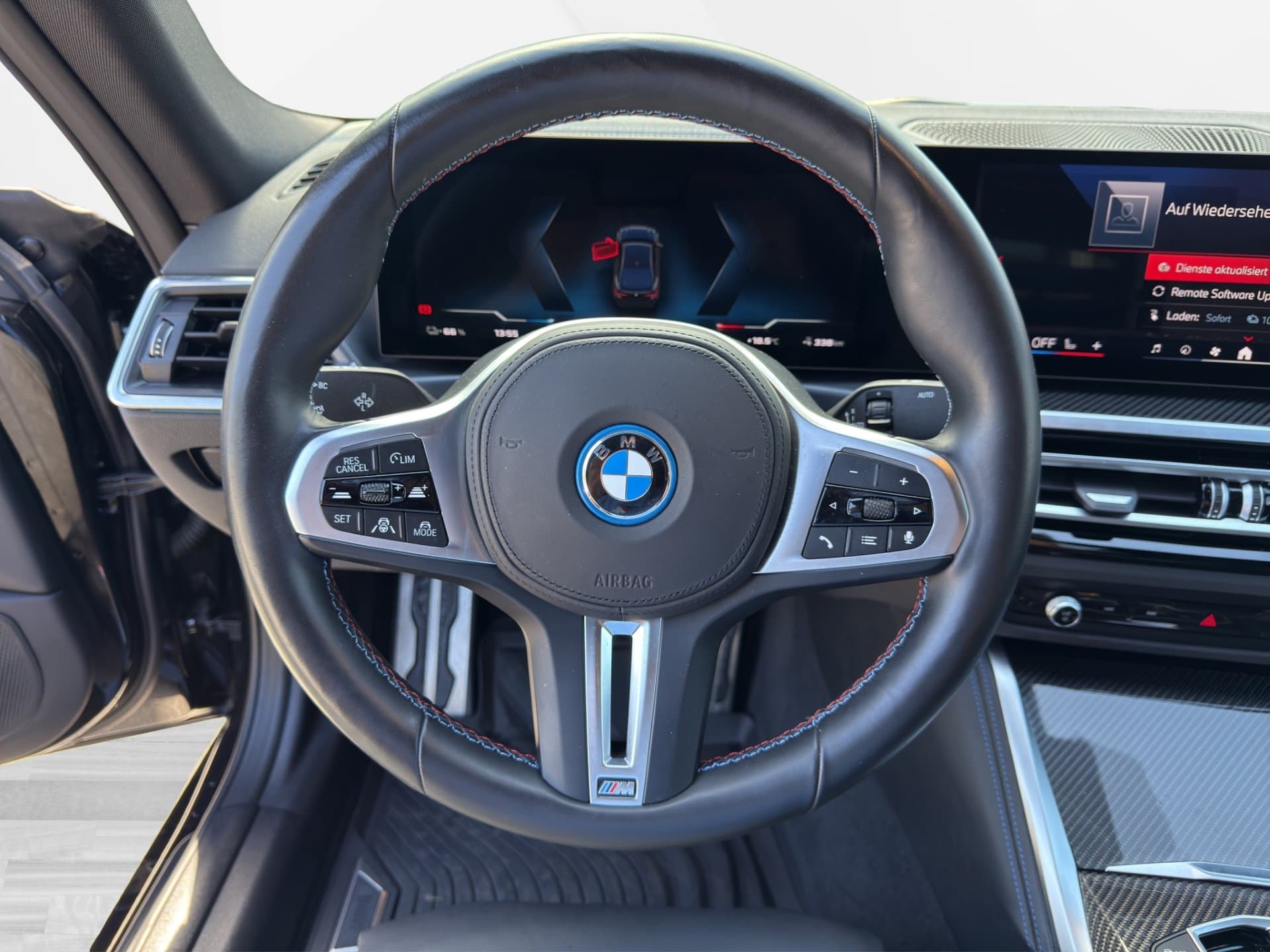 BMW i4 Gran Coupe xDrive M50 - Thumbnail 16