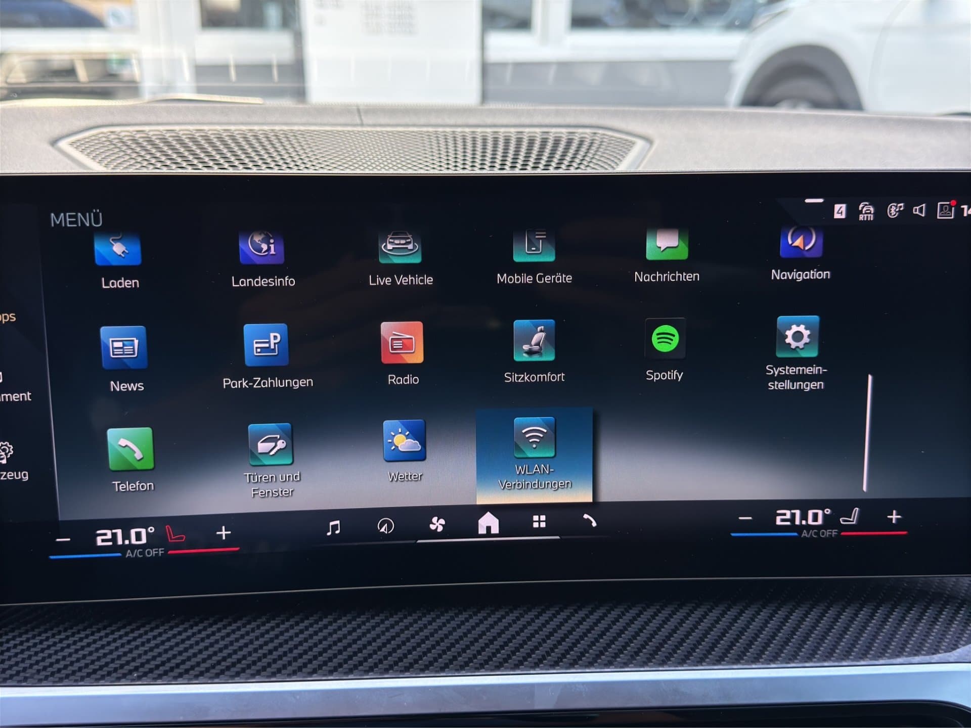 BMW i4 Gran Coupe xDrive M50 - Thumbnail 35
