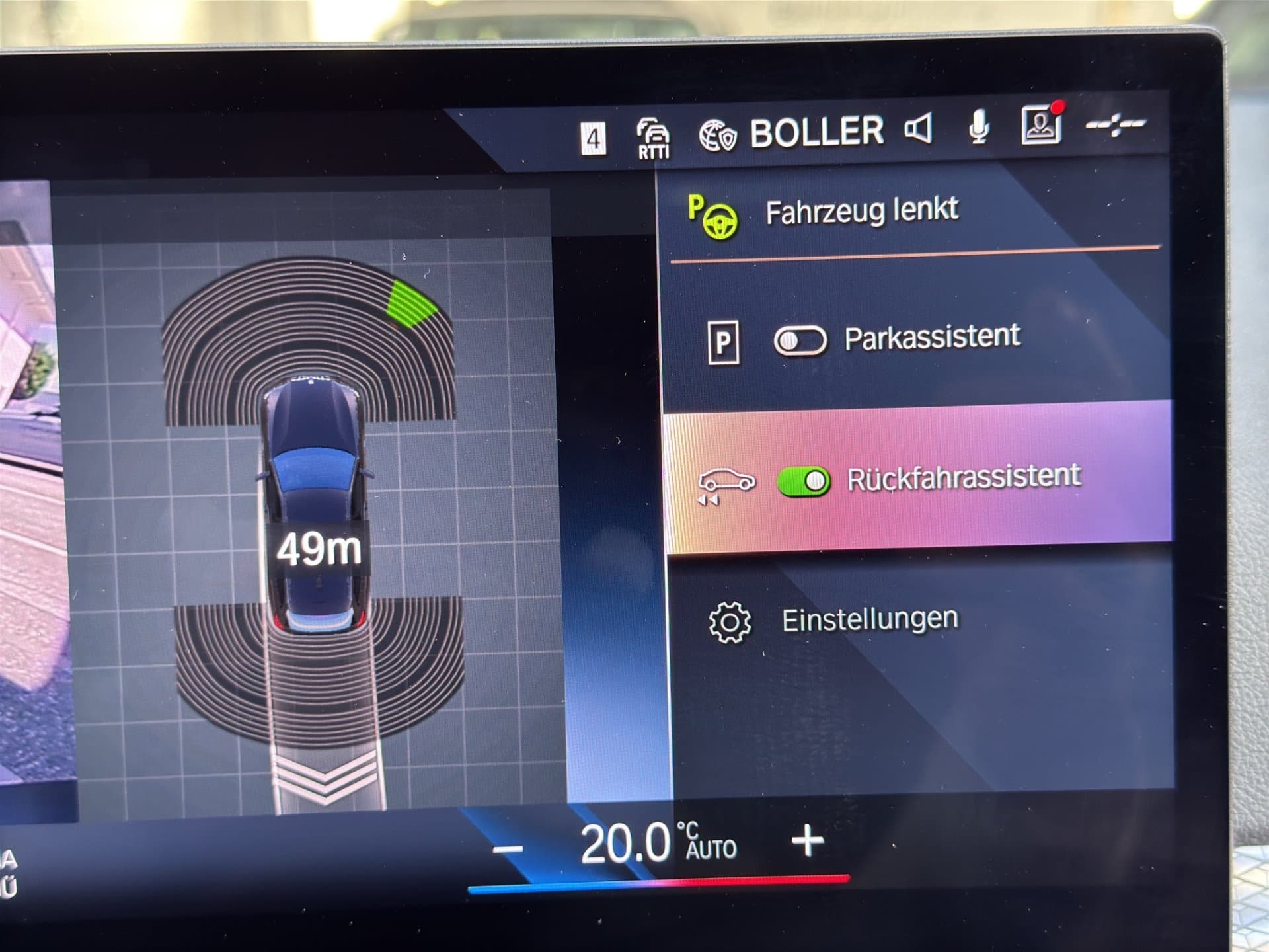 BMW 330e - Thumbnail 24