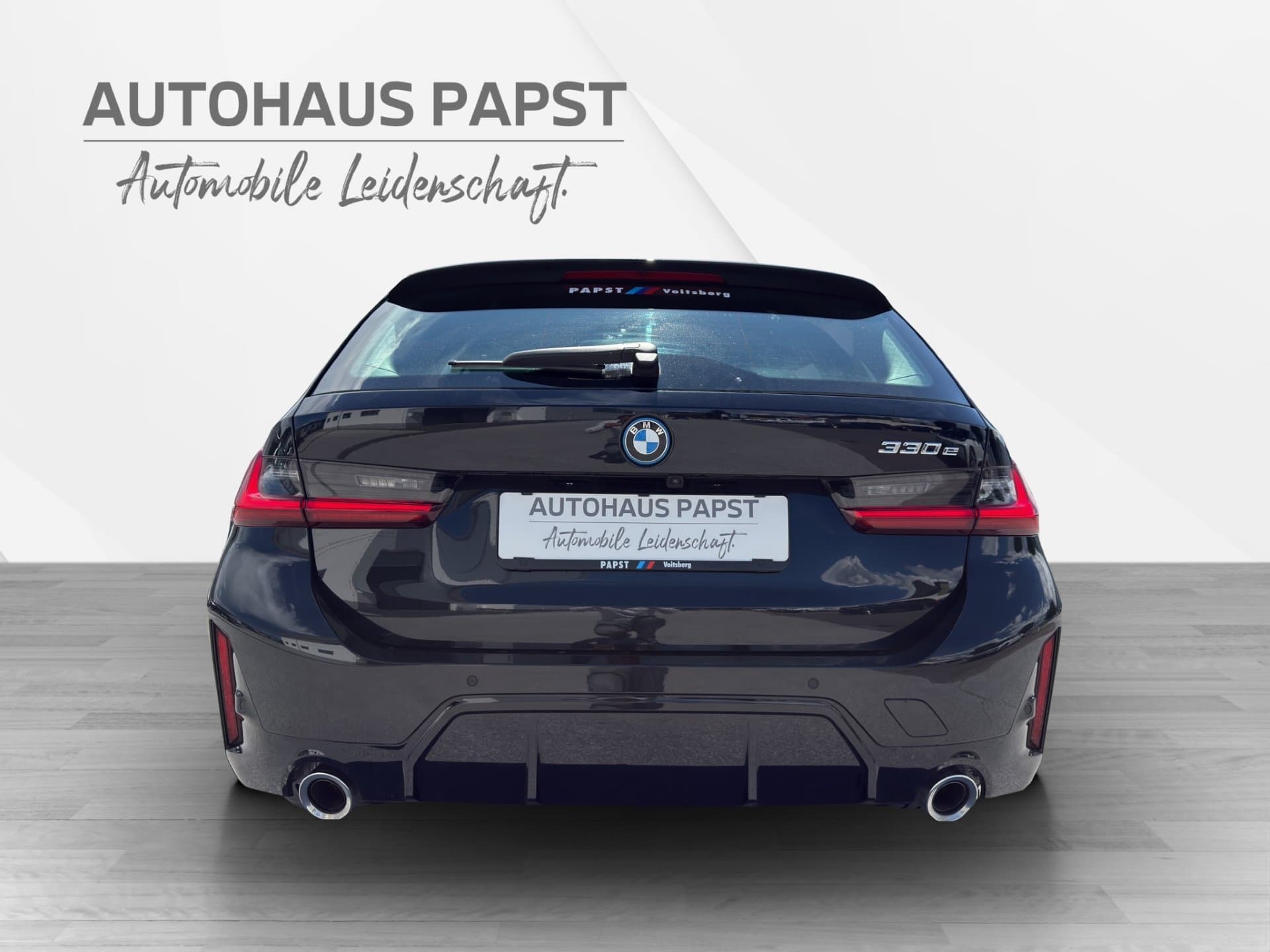 BMW 330e - Thumbnail 4