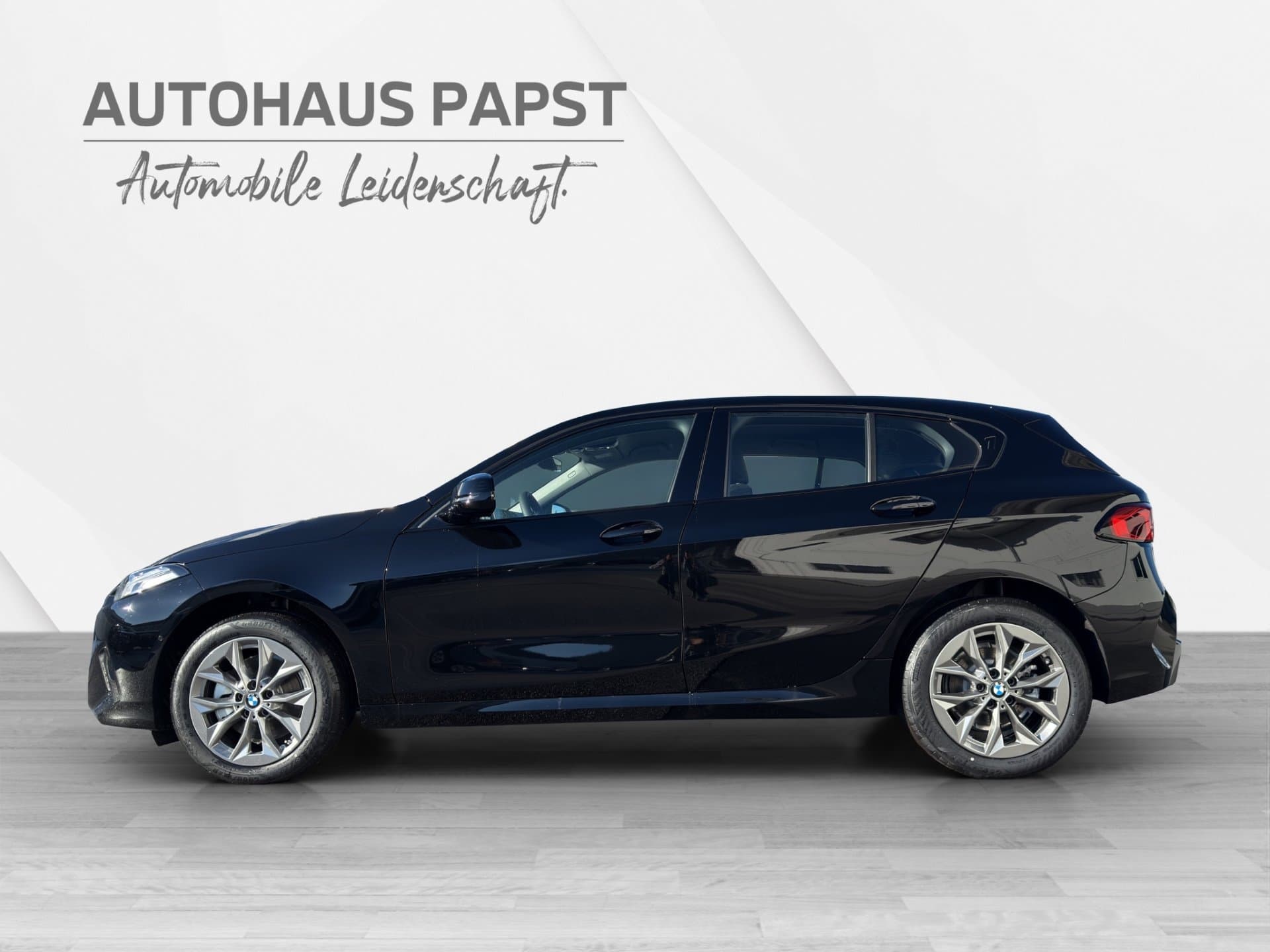 BMW 116i - Thumbnail 2