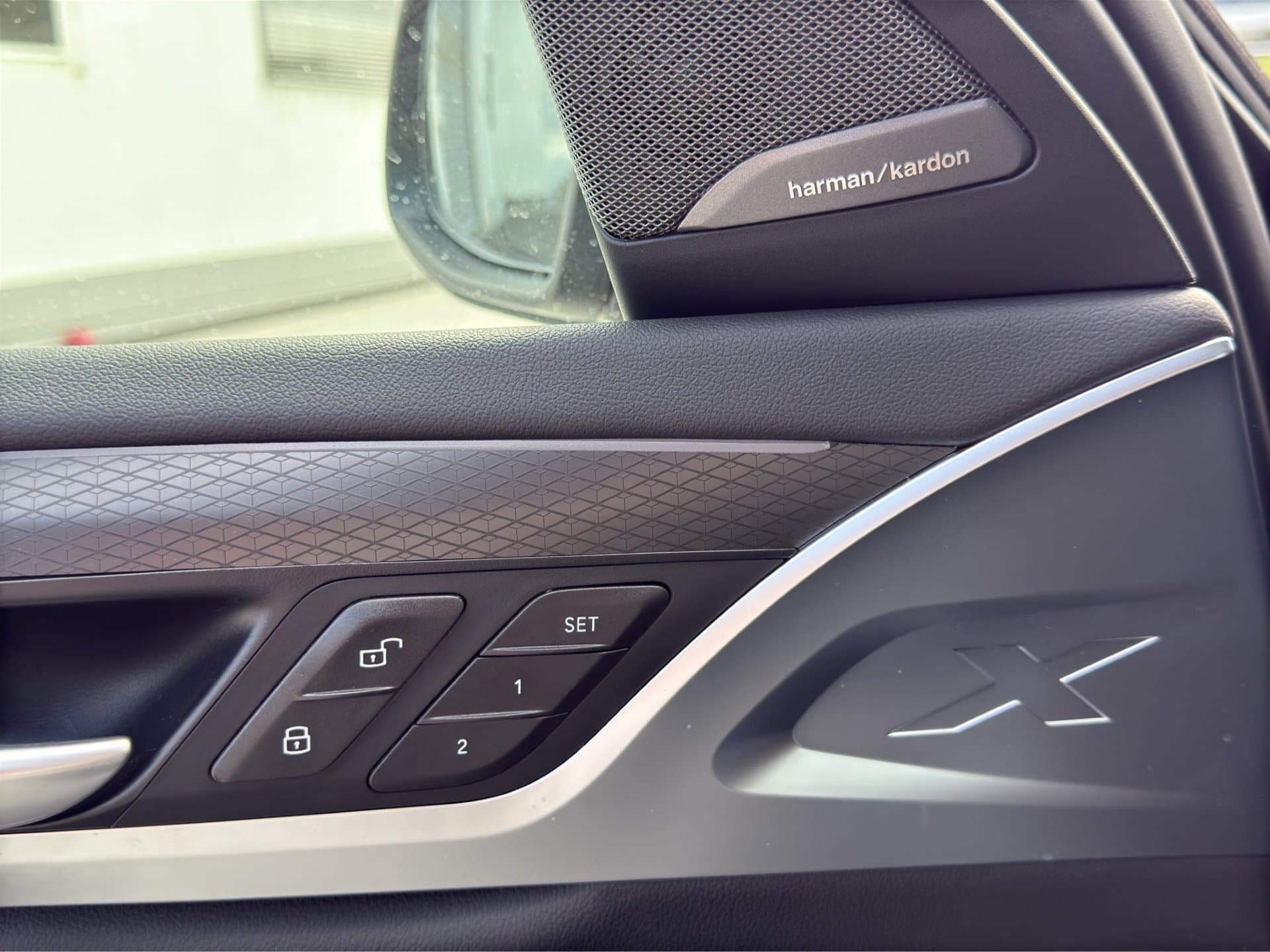 BMW X4 xDrive 20d - Thumbnail 25