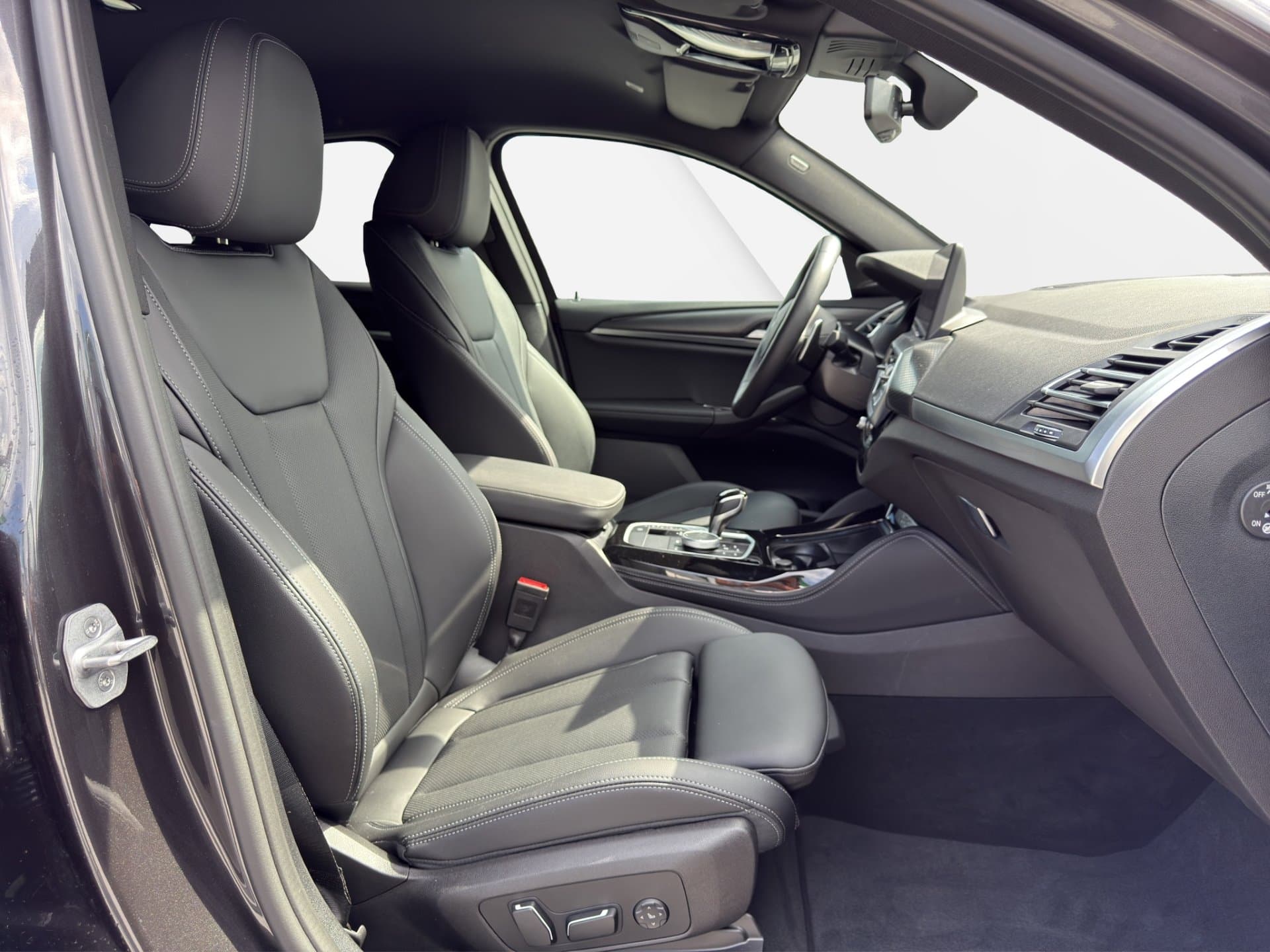 BMW X4 xDrive 20d - Thumbnail 10