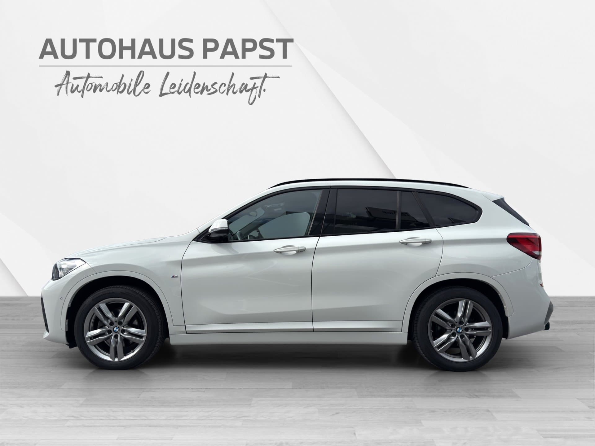 BMW X1 xDrive18d - Thumbnail 2
