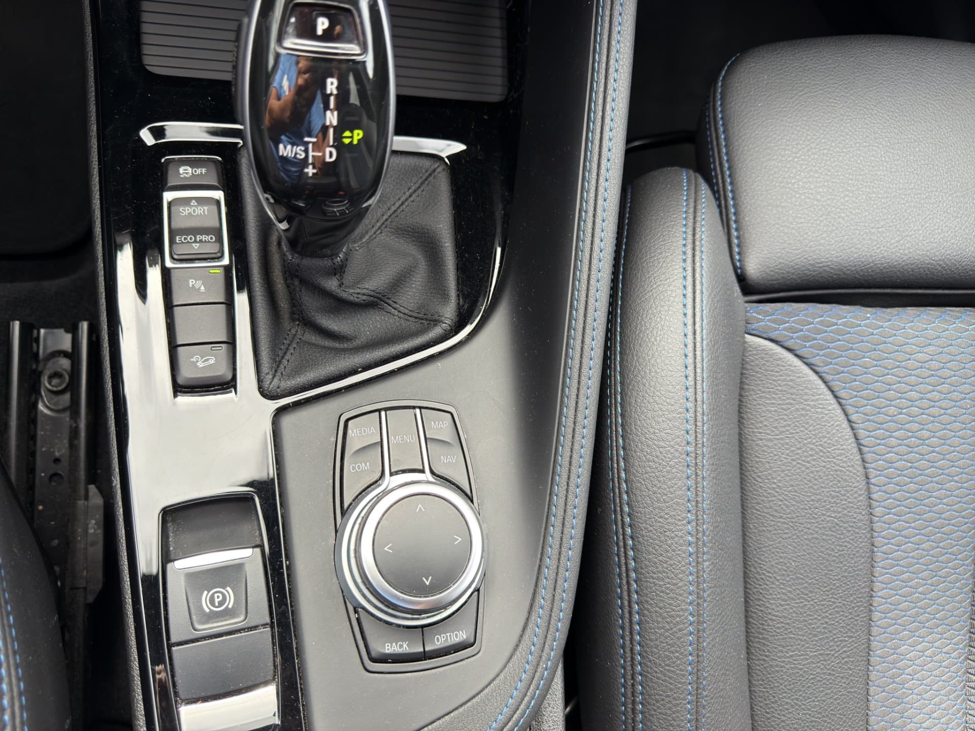 BMW X1 xDrive18d - Thumbnail 18