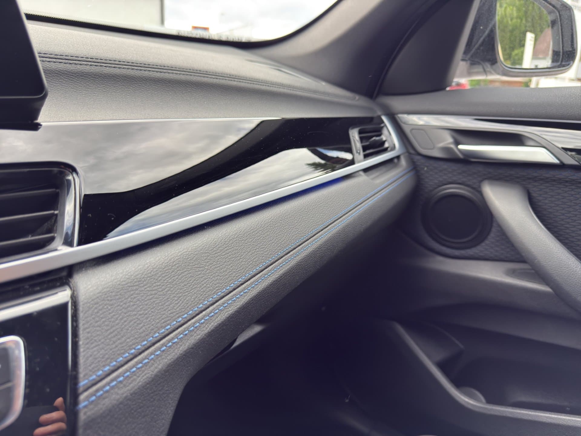 BMW X1 xDrive18d - Thumbnail 20