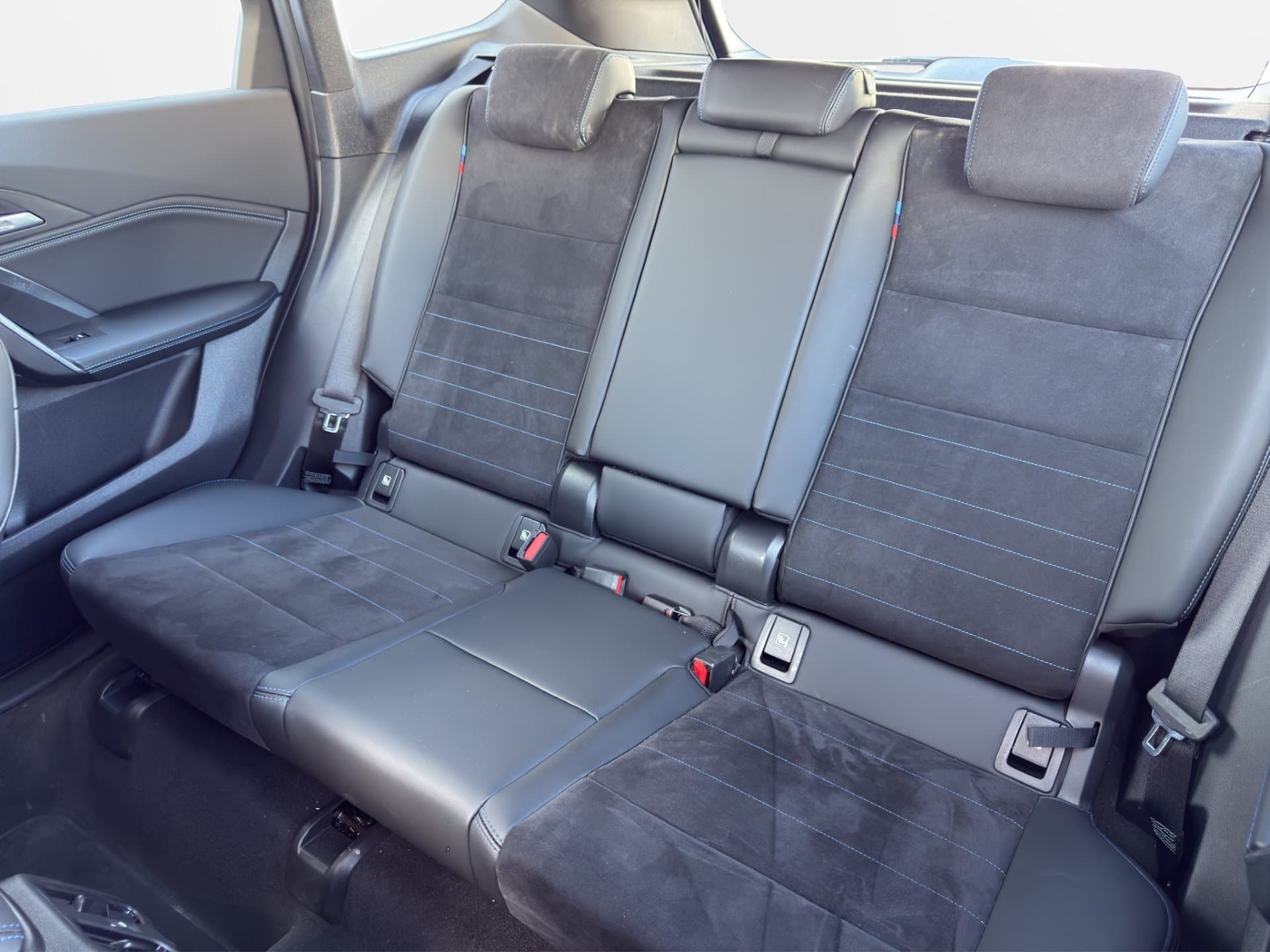 BMW X1 sDrive18i - Thumbnail 11