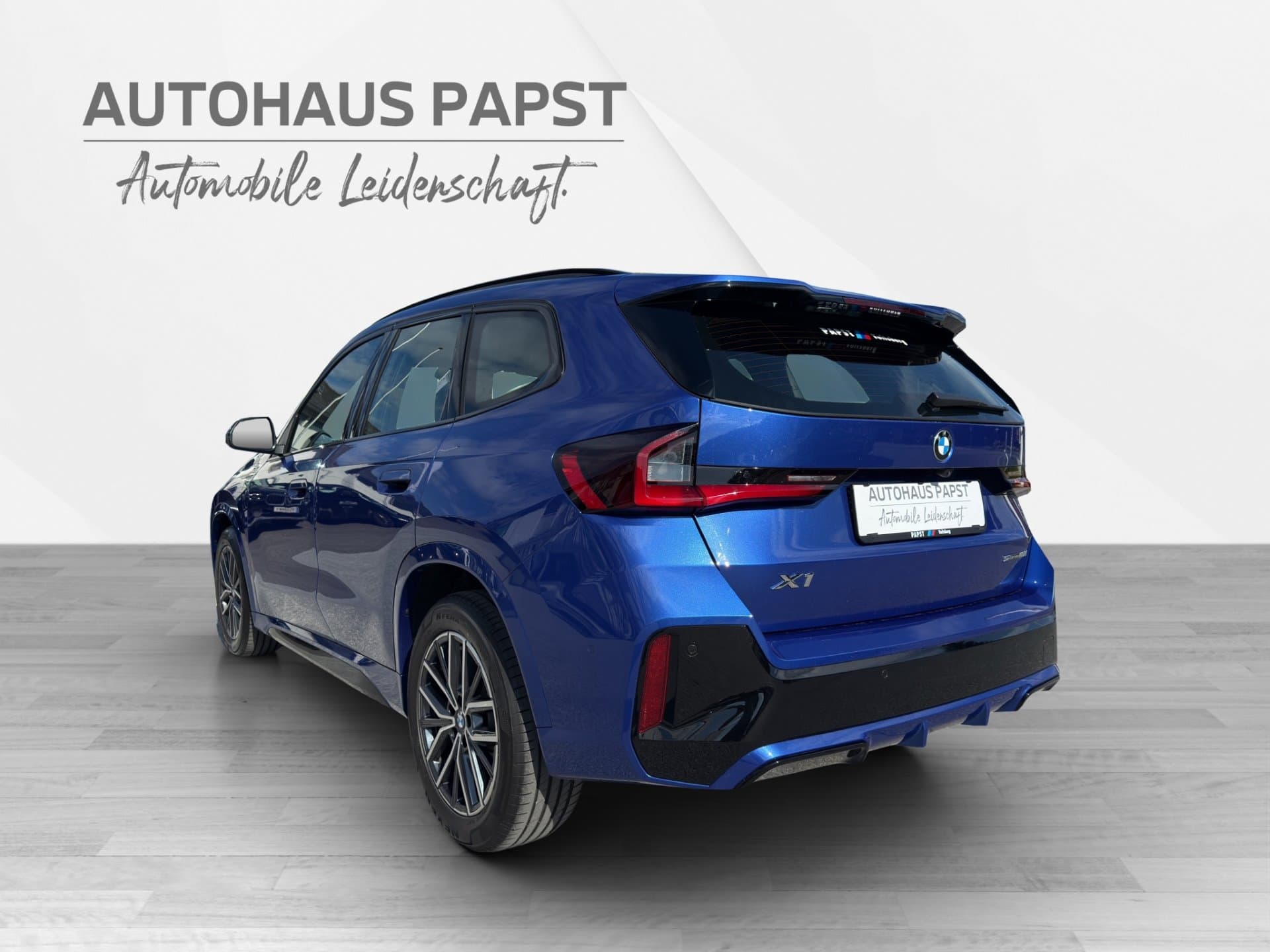 BMW X1 sDrive18i - Thumbnail 3