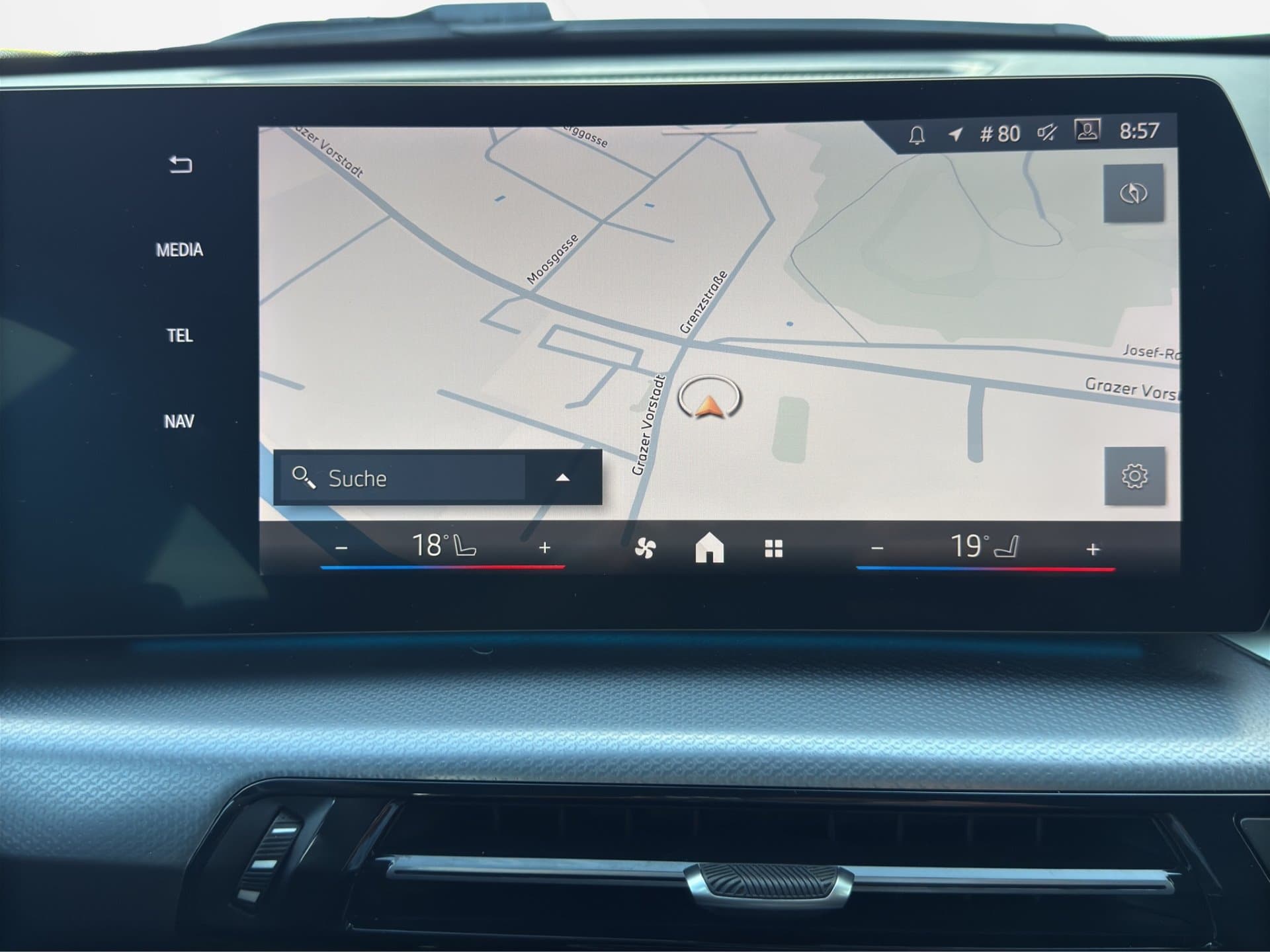 BMW X1 sDrive18i - Thumbnail 25