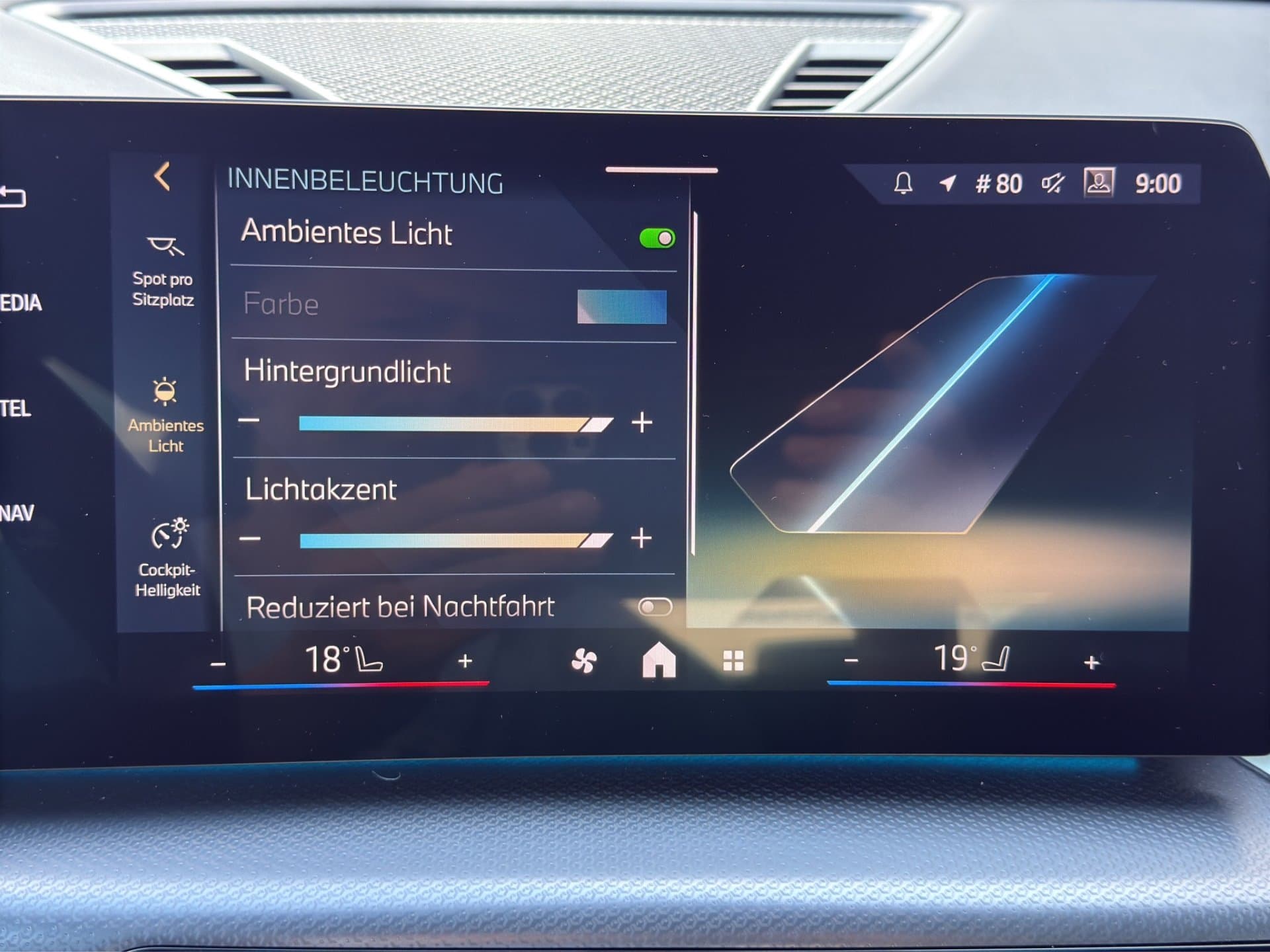 BMW X1 sDrive18i - Thumbnail 28