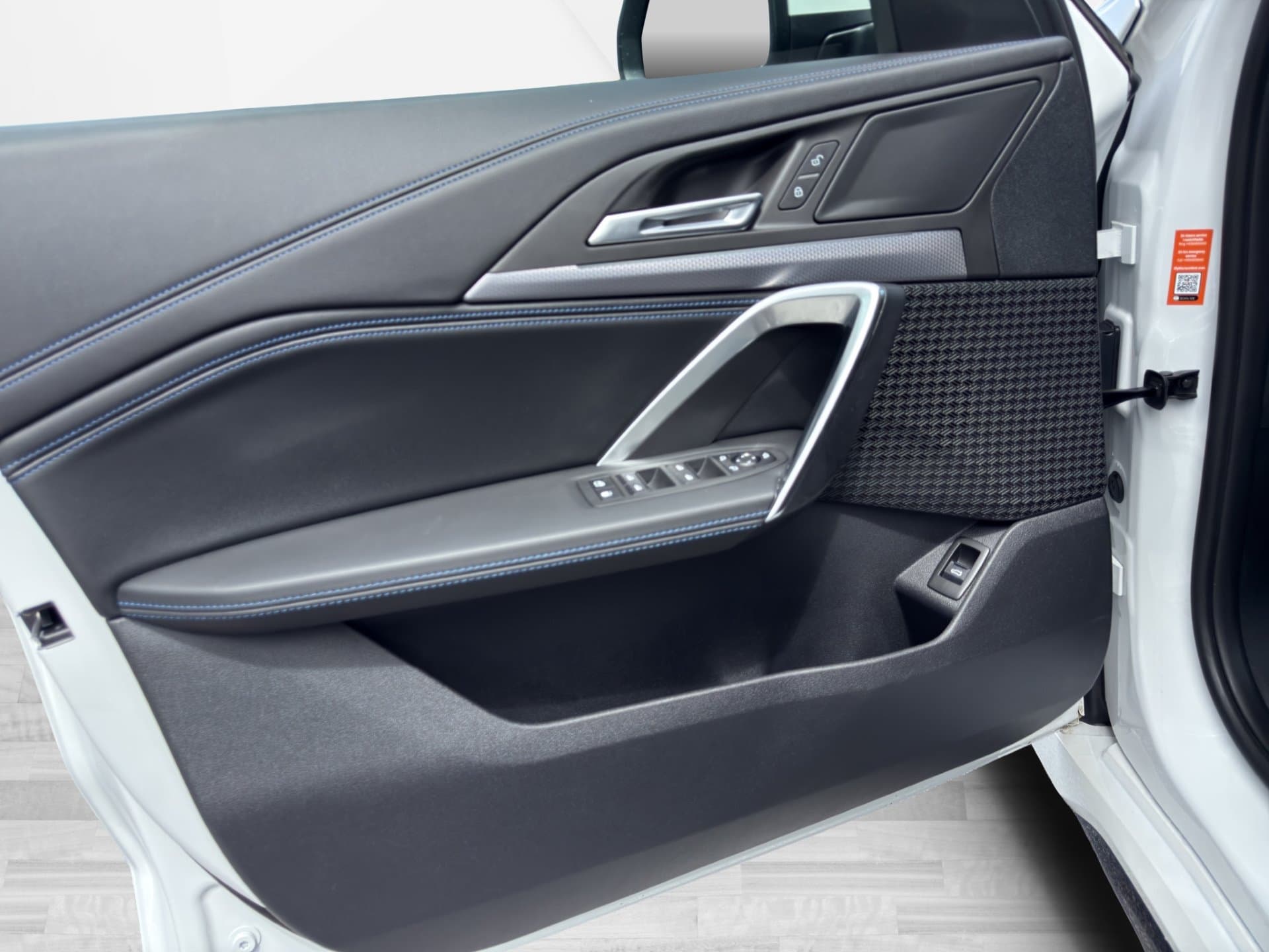 BMW X1 xDrive25e - Thumbnail 14