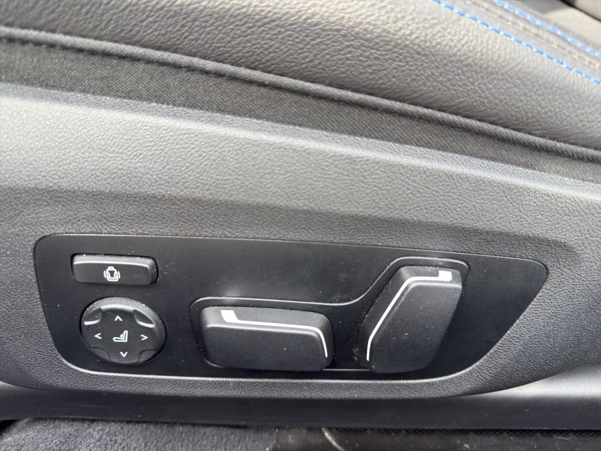 BMW 420i - Thumbnail 25