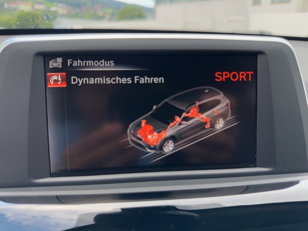 BMW X1 xDrive18d - Thumbnail 20