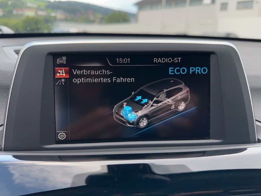 BMW X1 xDrive18d - Thumbnail 21