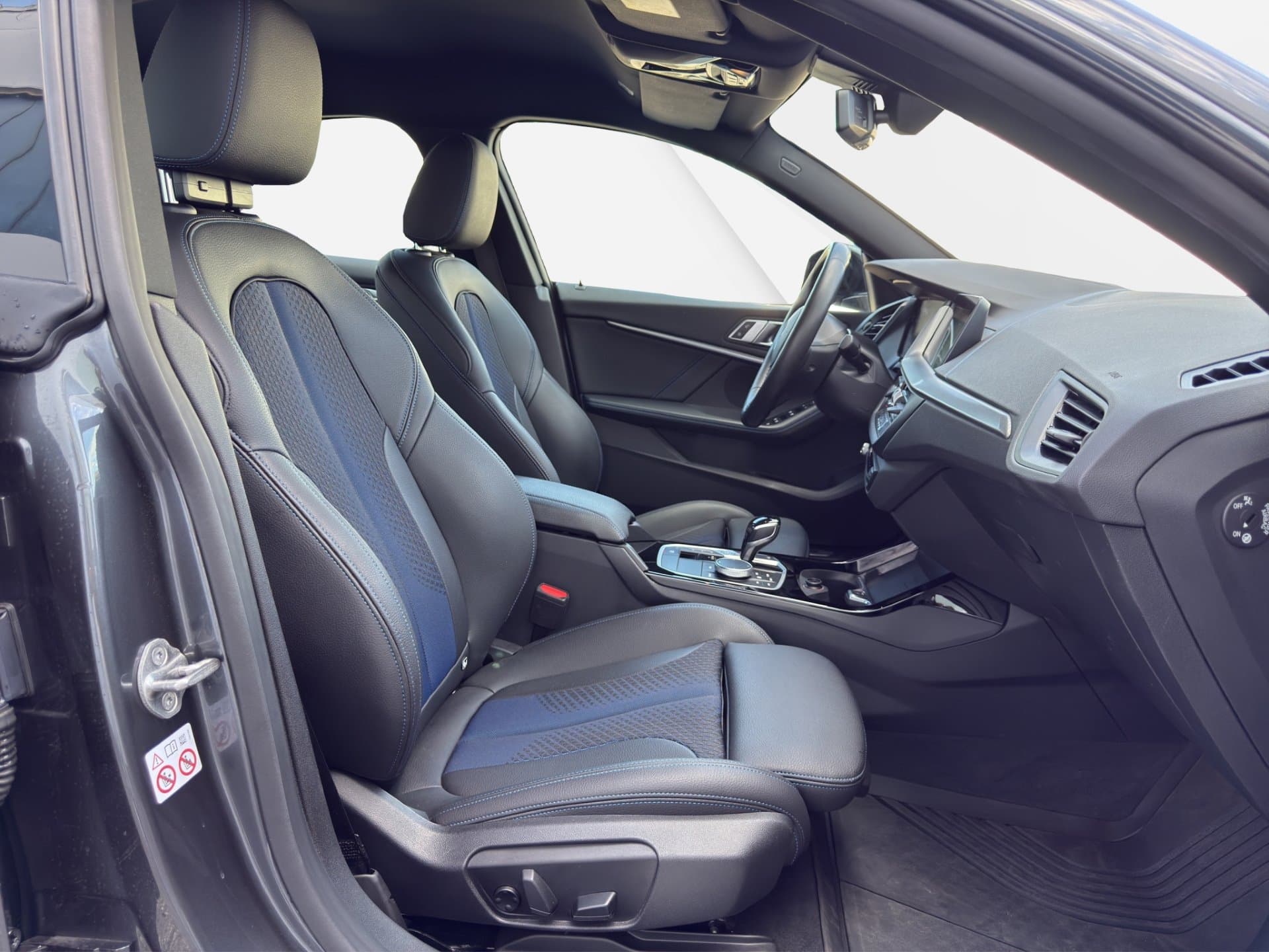BMW 220d xDrive - Thumbnail 10
