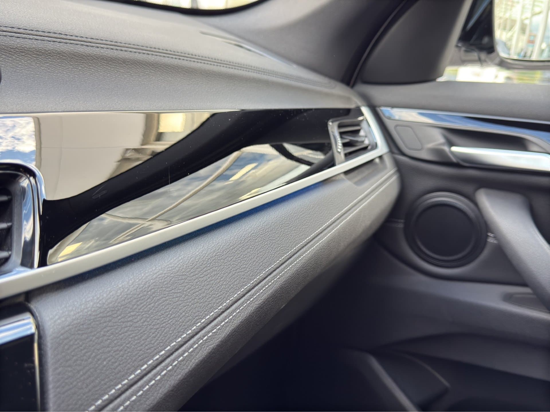 BMW X1 xDrive25e - Thumbnail 24