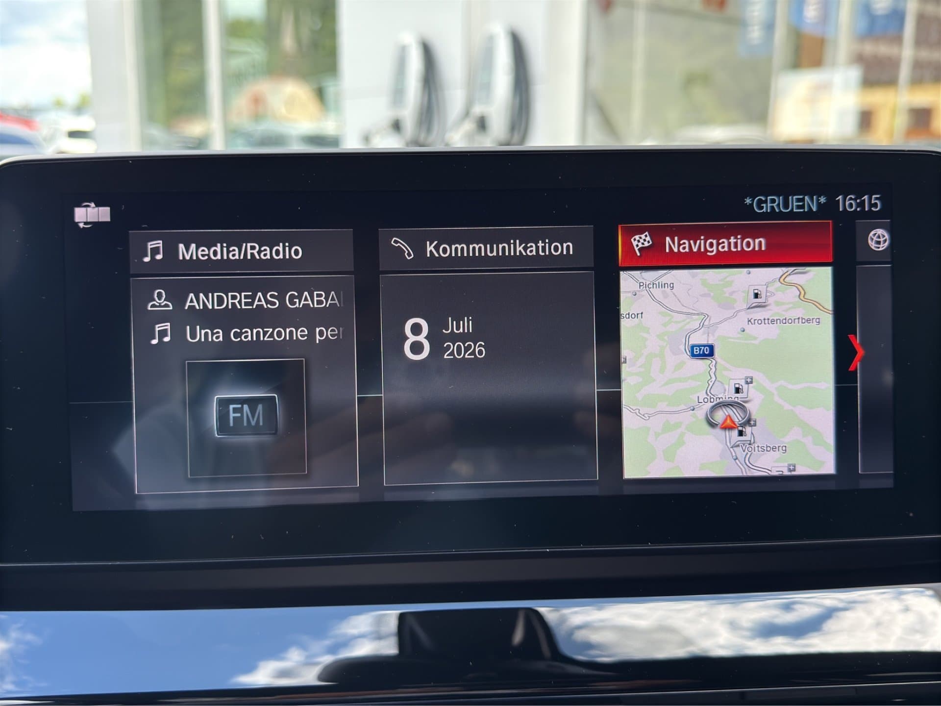 BMW X1 xDrive25e - Thumbnail 28