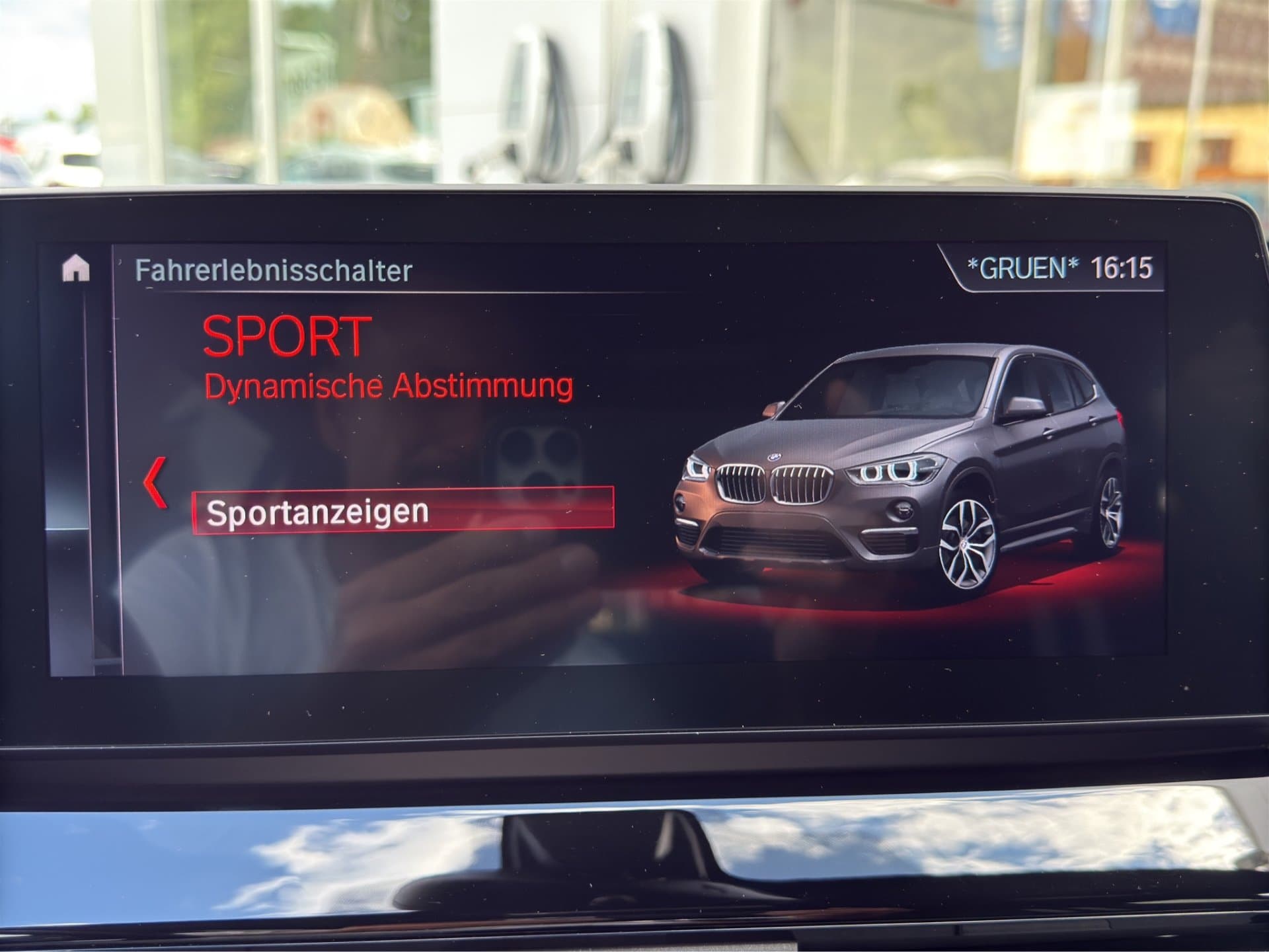 BMW X1 xDrive25e - Thumbnail 30