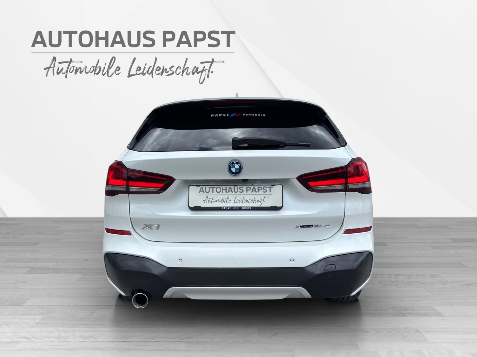 BMW X1 xDrive25e - Thumbnail 4