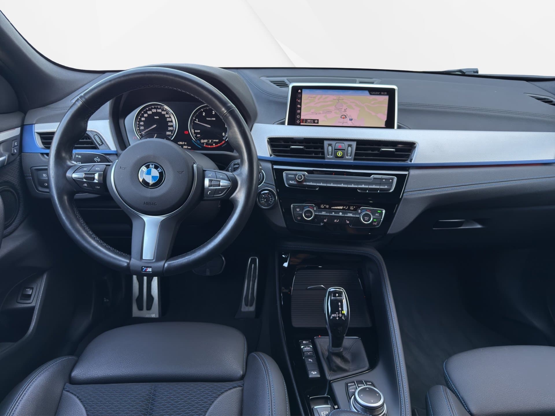 BMW X2 xDrive20d - Thumbnail 16