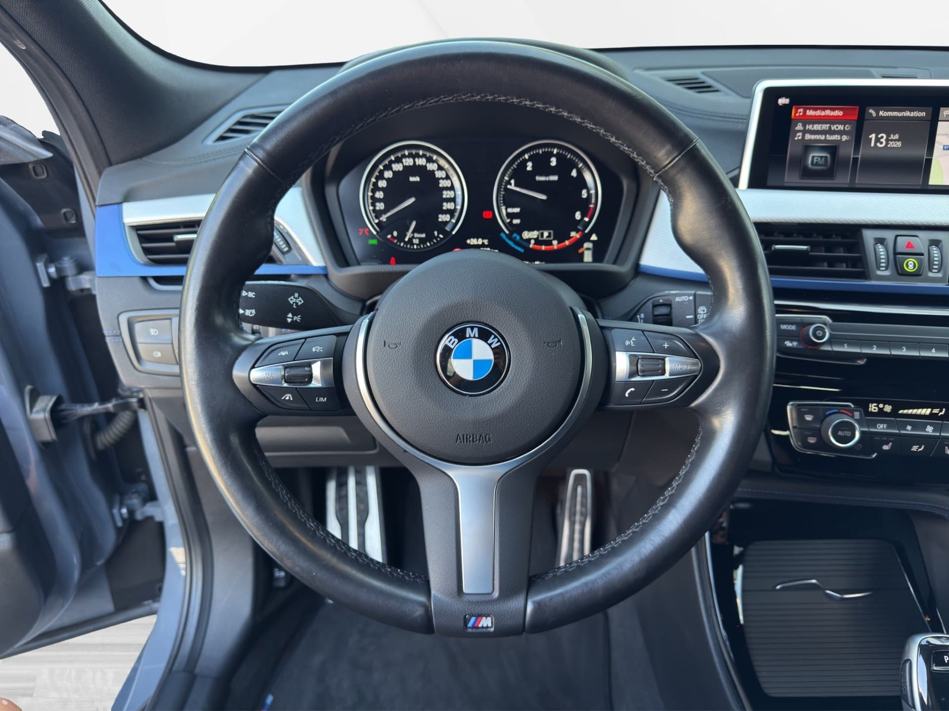 BMW X2 xDrive20d - Thumbnail 17
