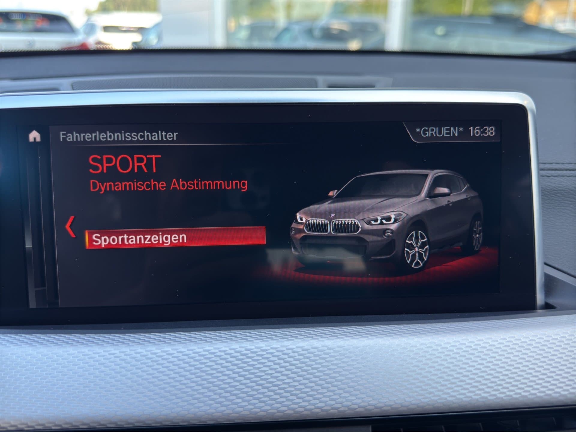 BMW X2 xDrive20d - Thumbnail 25