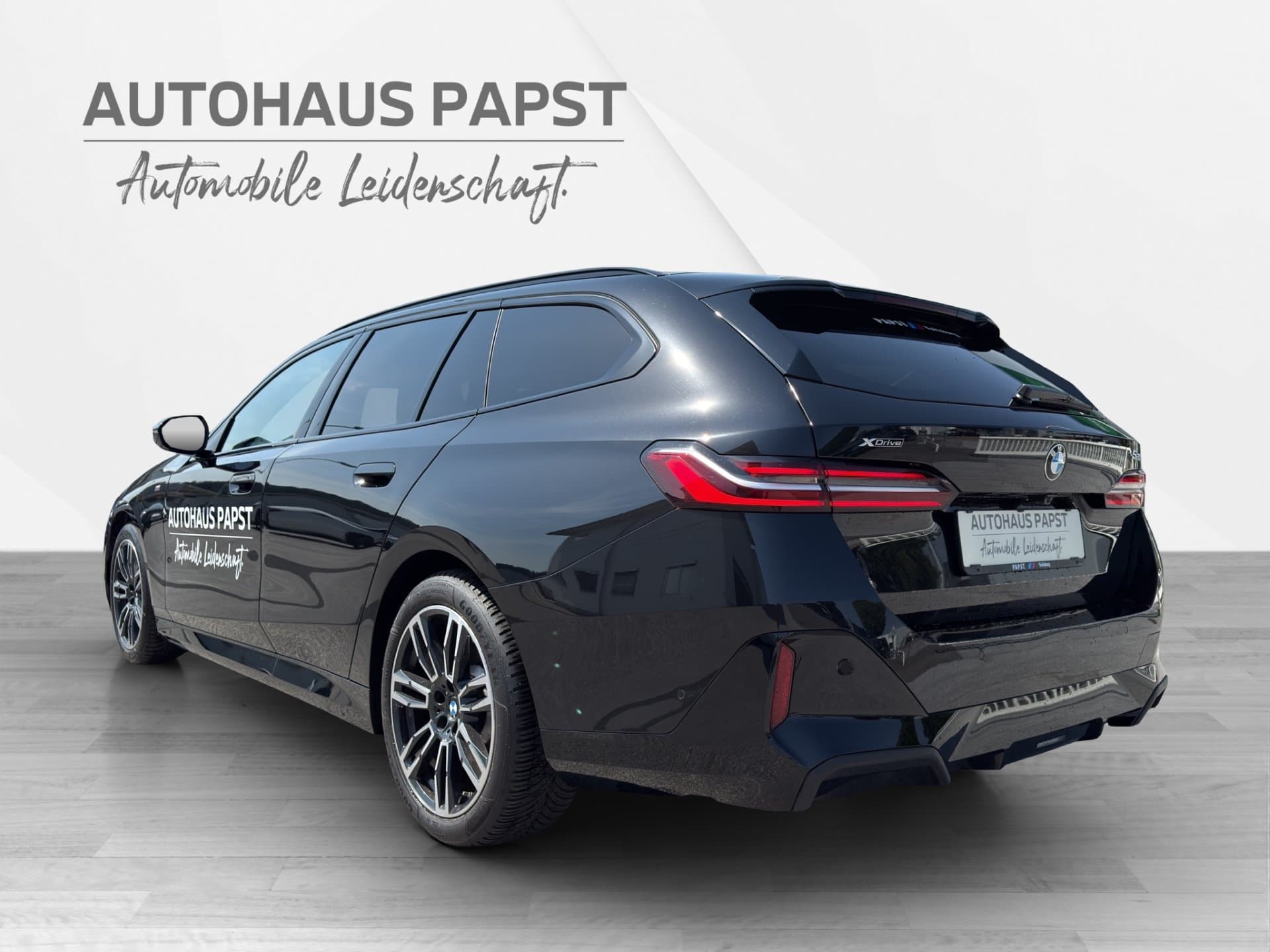 BMW 520d xDrive - Thumbnail 3