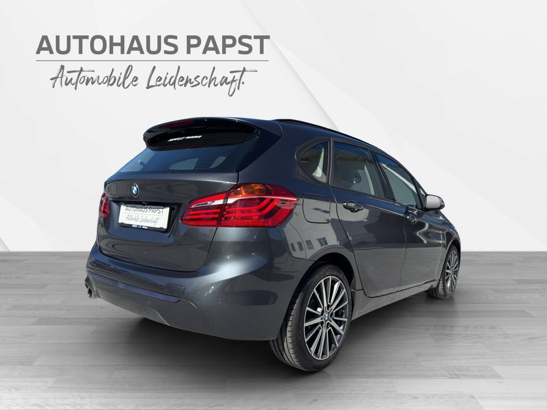BMW 218i - Thumbnail 5